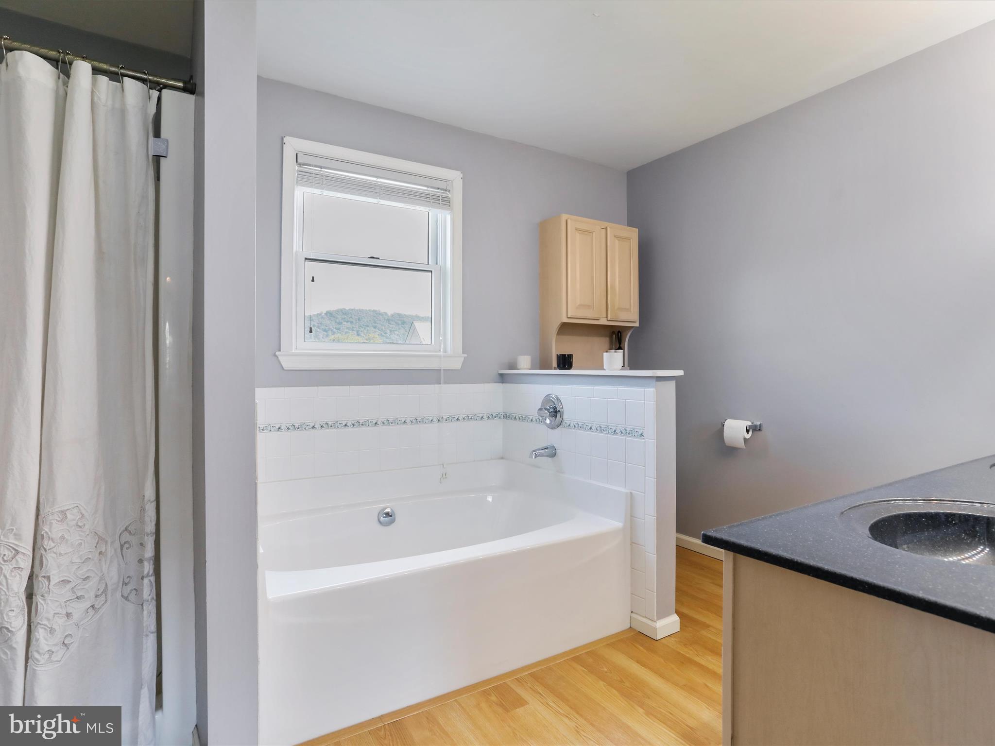 AIRPORT ADDITION - Residential