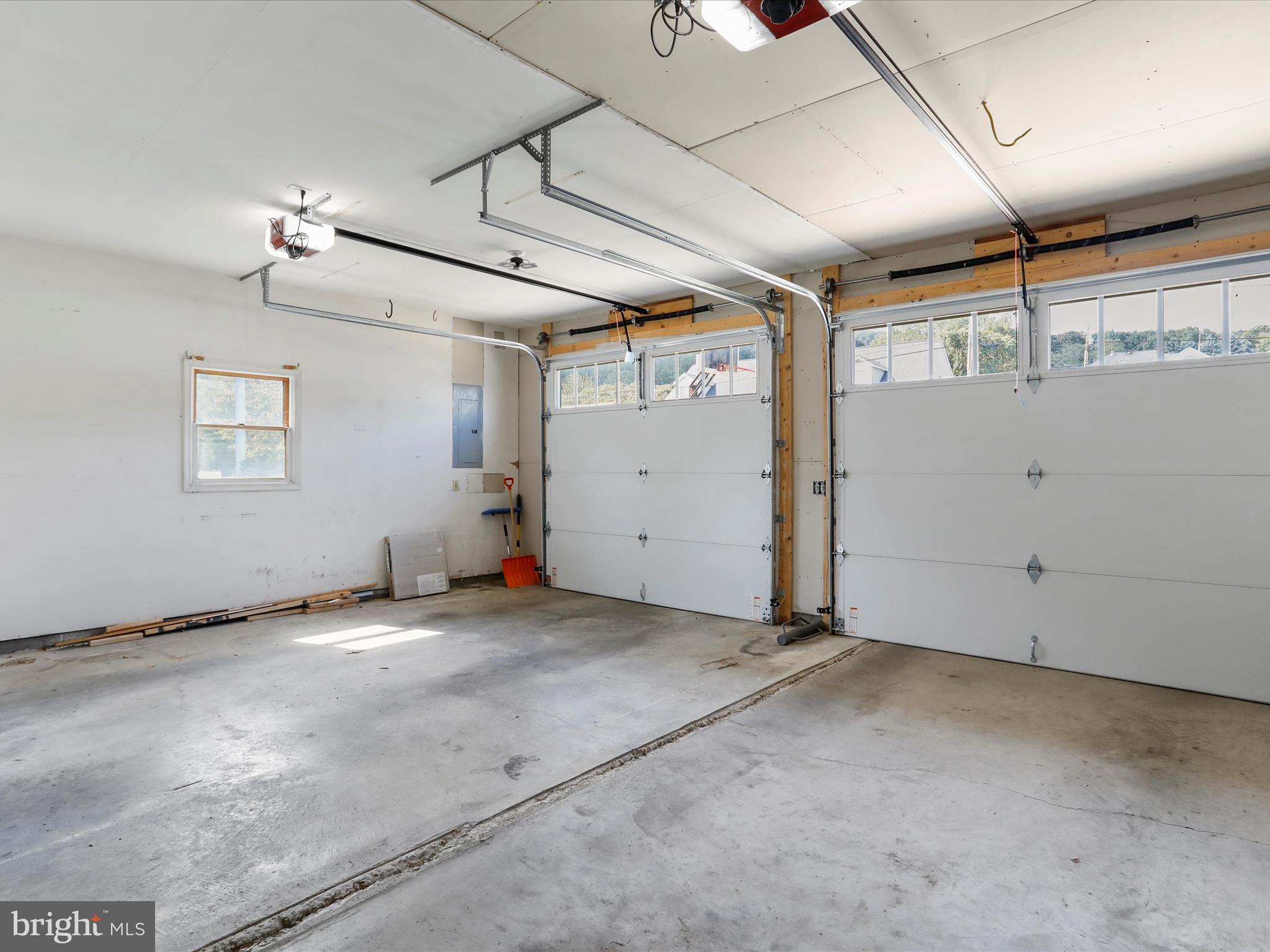 AIRPORT ADDITION - Residential