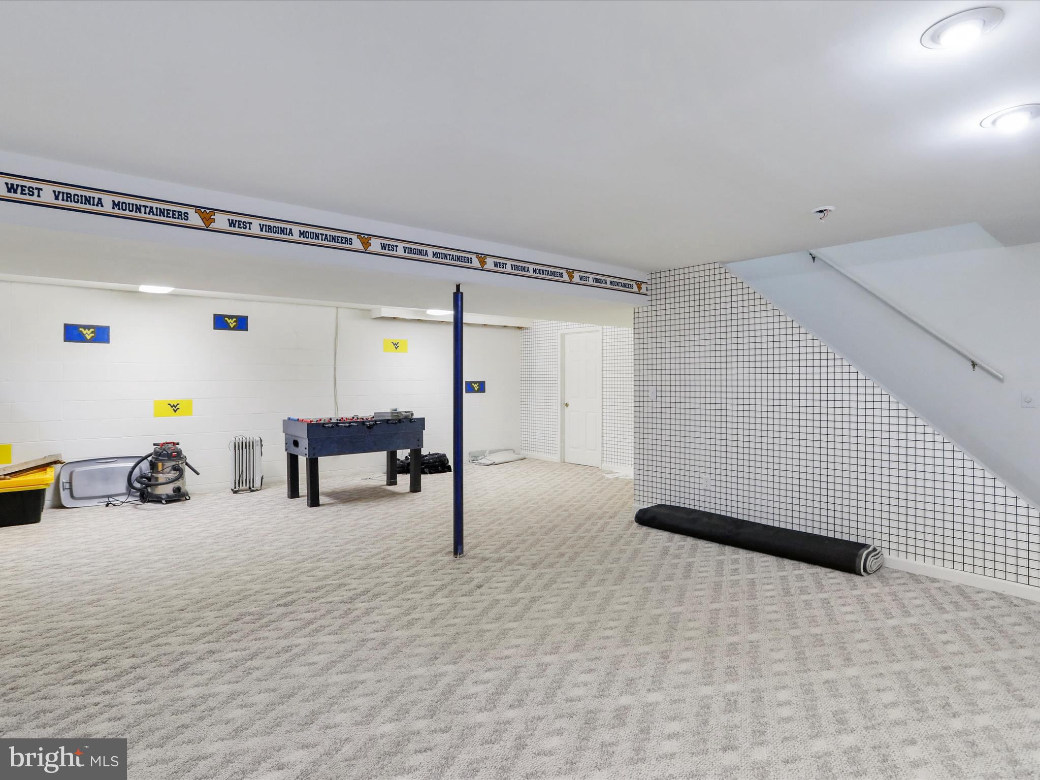 AIRPORT ADDITION - Residential