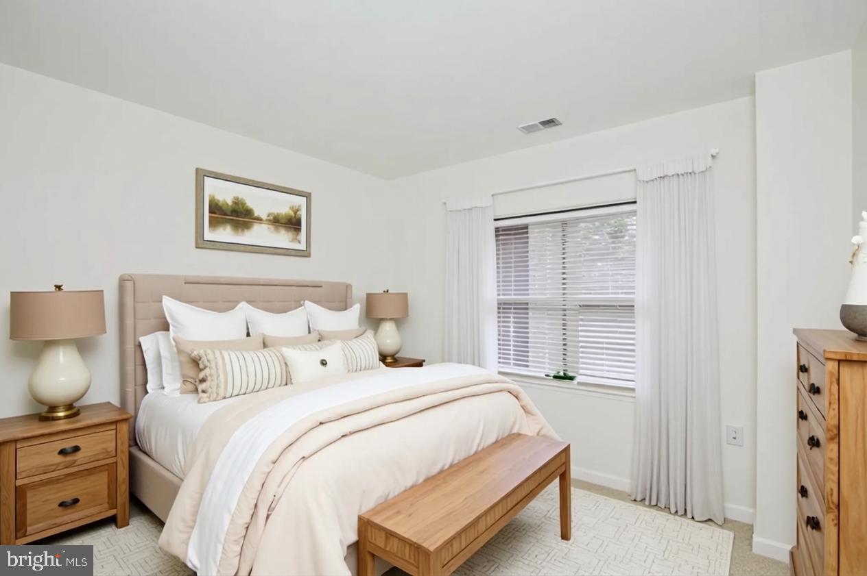 ROUNDWOOD RIDGE - Residential