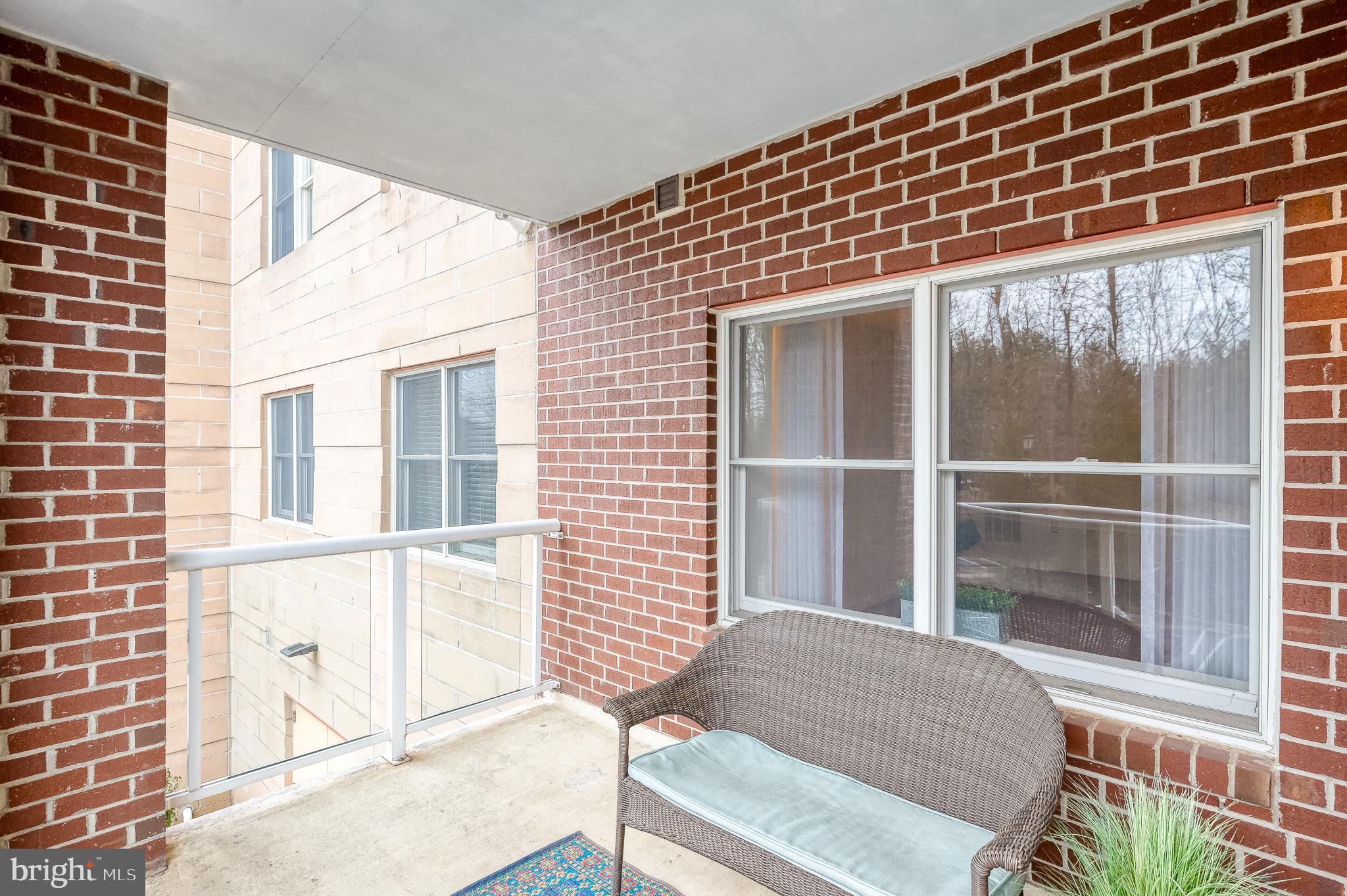 ROUNDWOOD RIDGE - Residential
