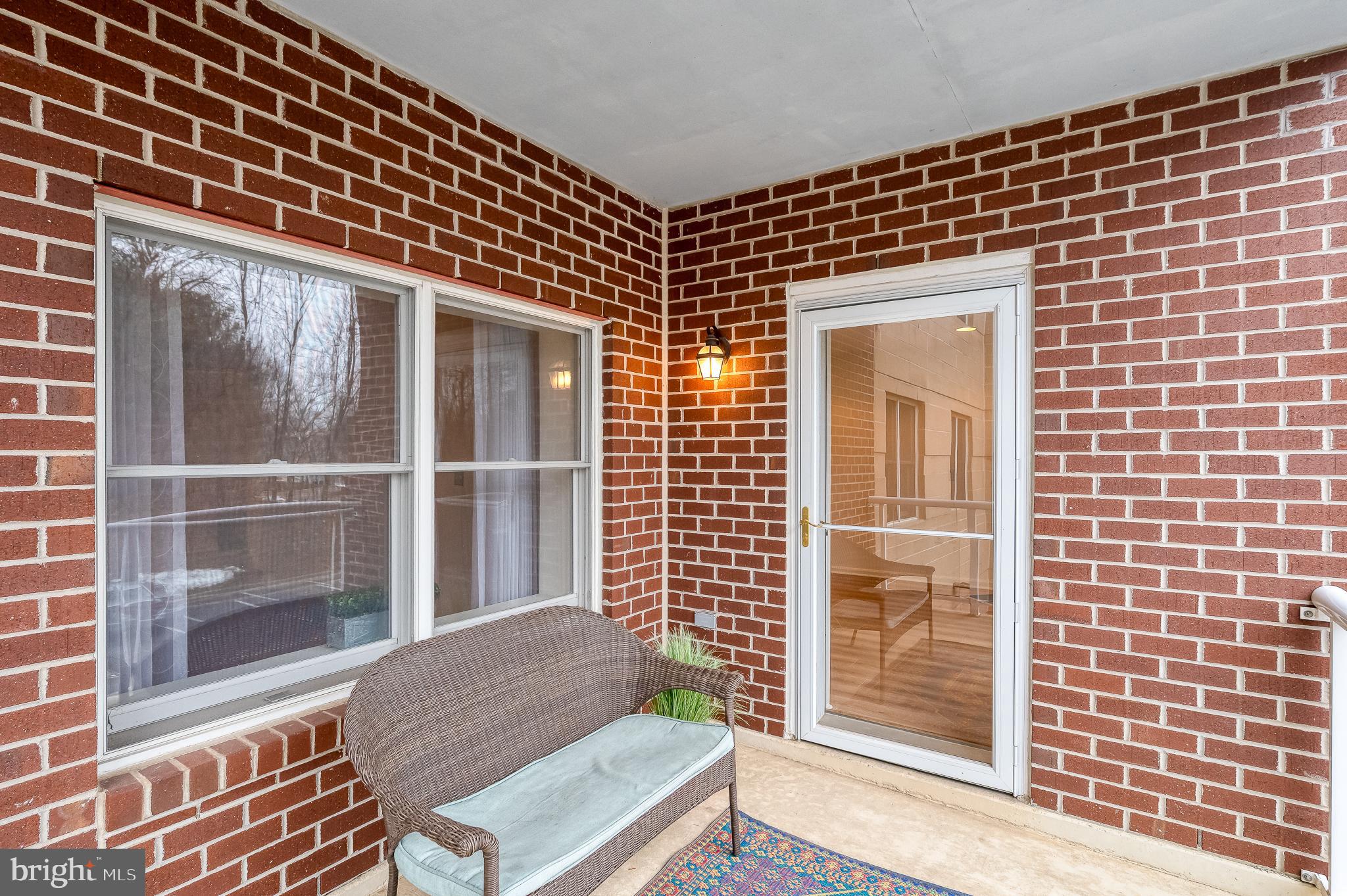 ROUNDWOOD RIDGE - Residential