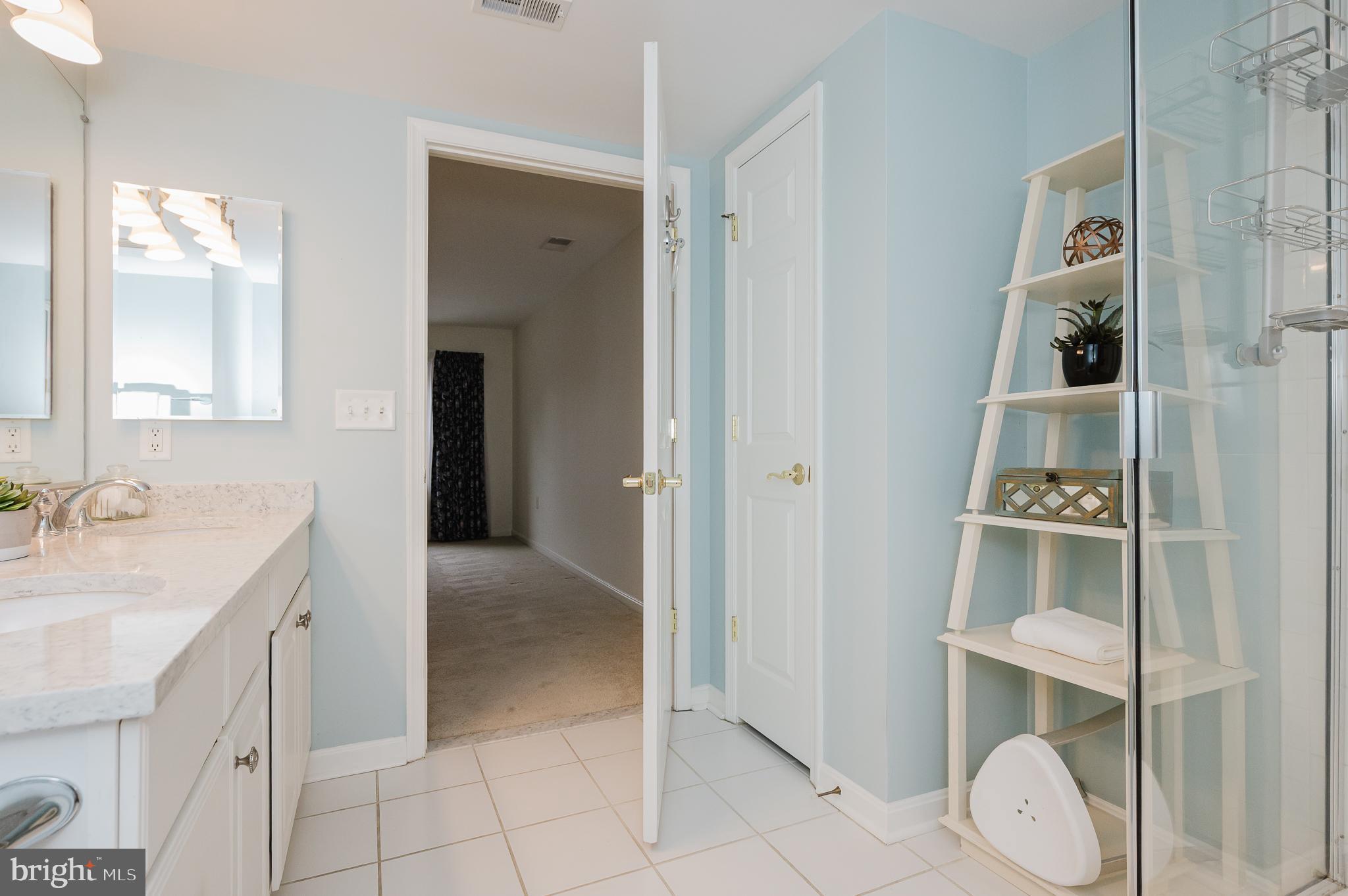 ROUNDWOOD RIDGE - Residential