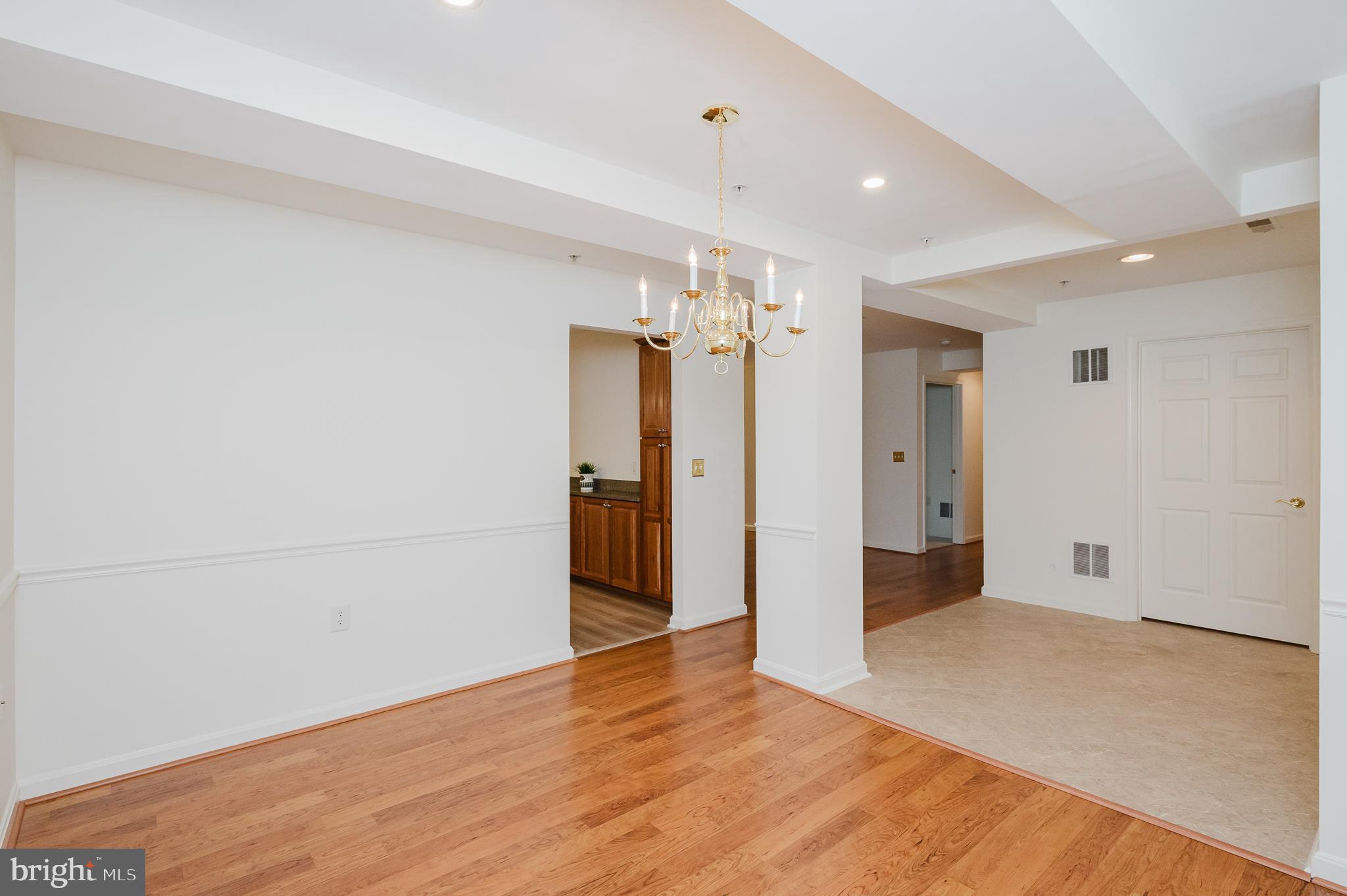 ROUNDWOOD RIDGE - Residential