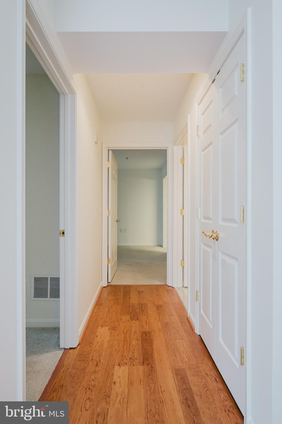ROUNDWOOD RIDGE - Residential