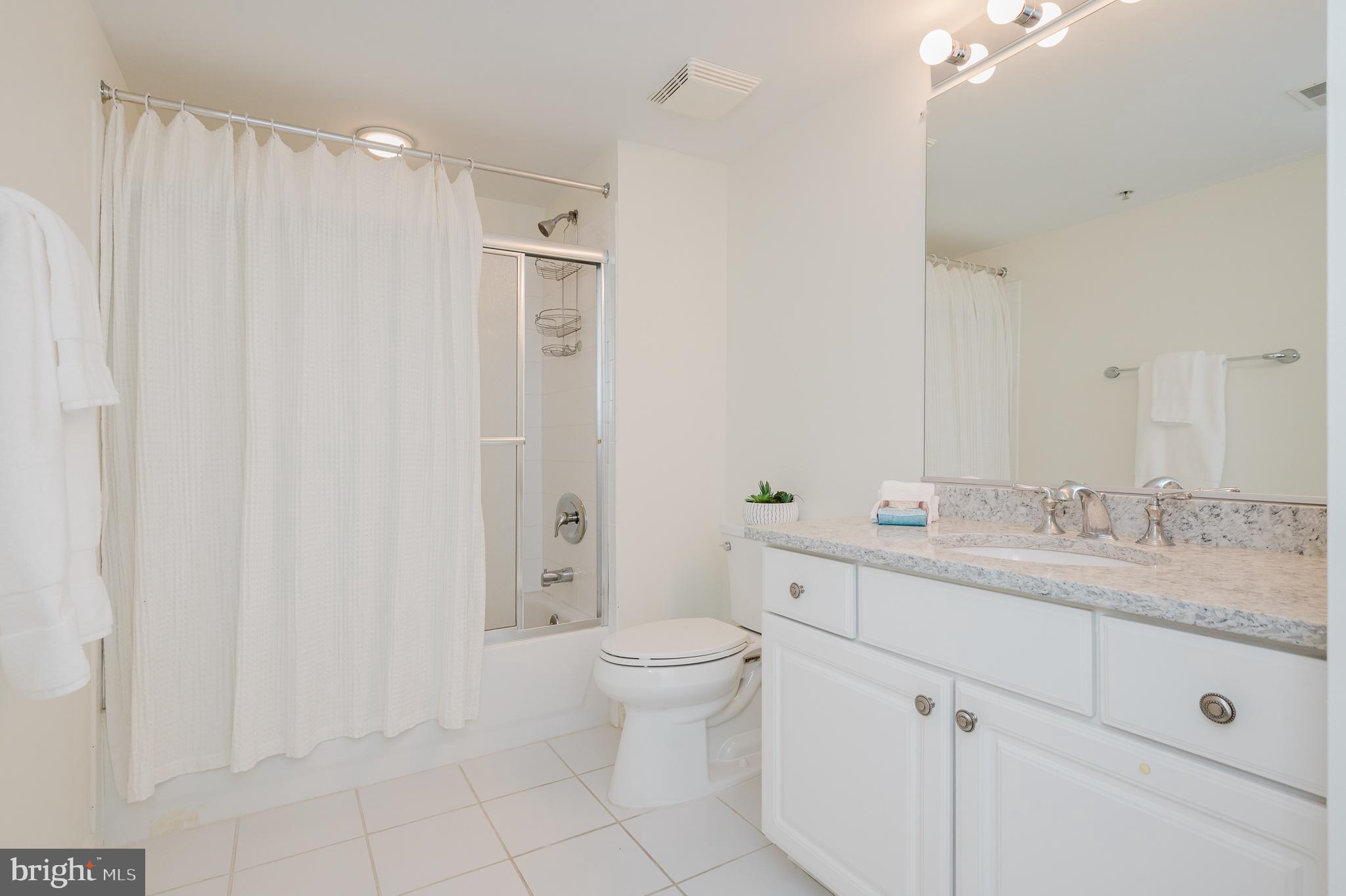 ROUNDWOOD RIDGE - Residential