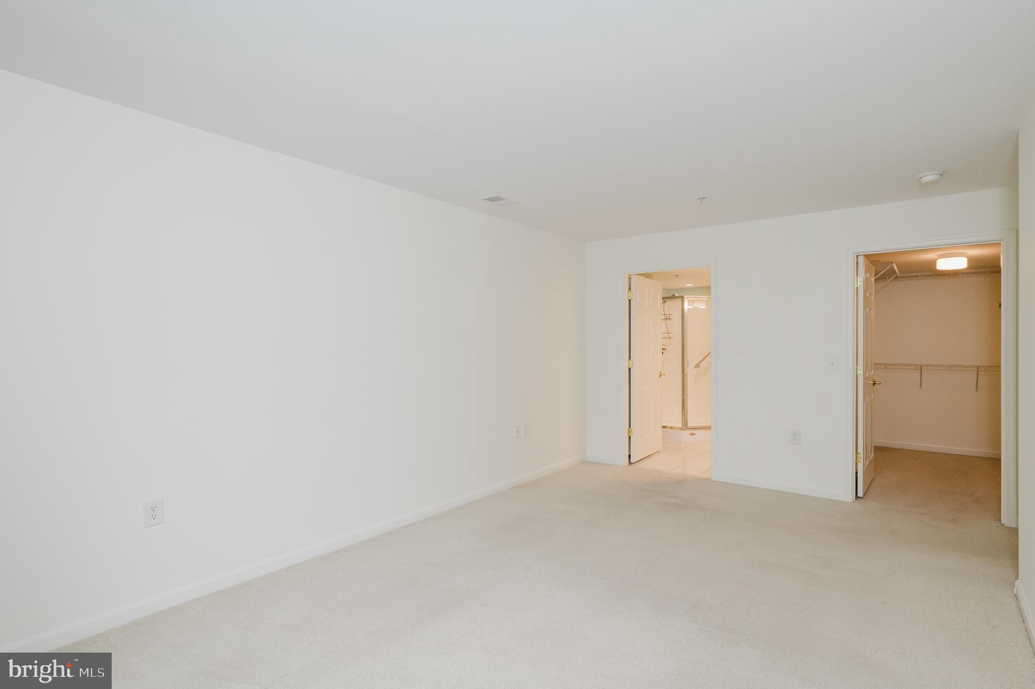 ROUNDWOOD RIDGE - Residential