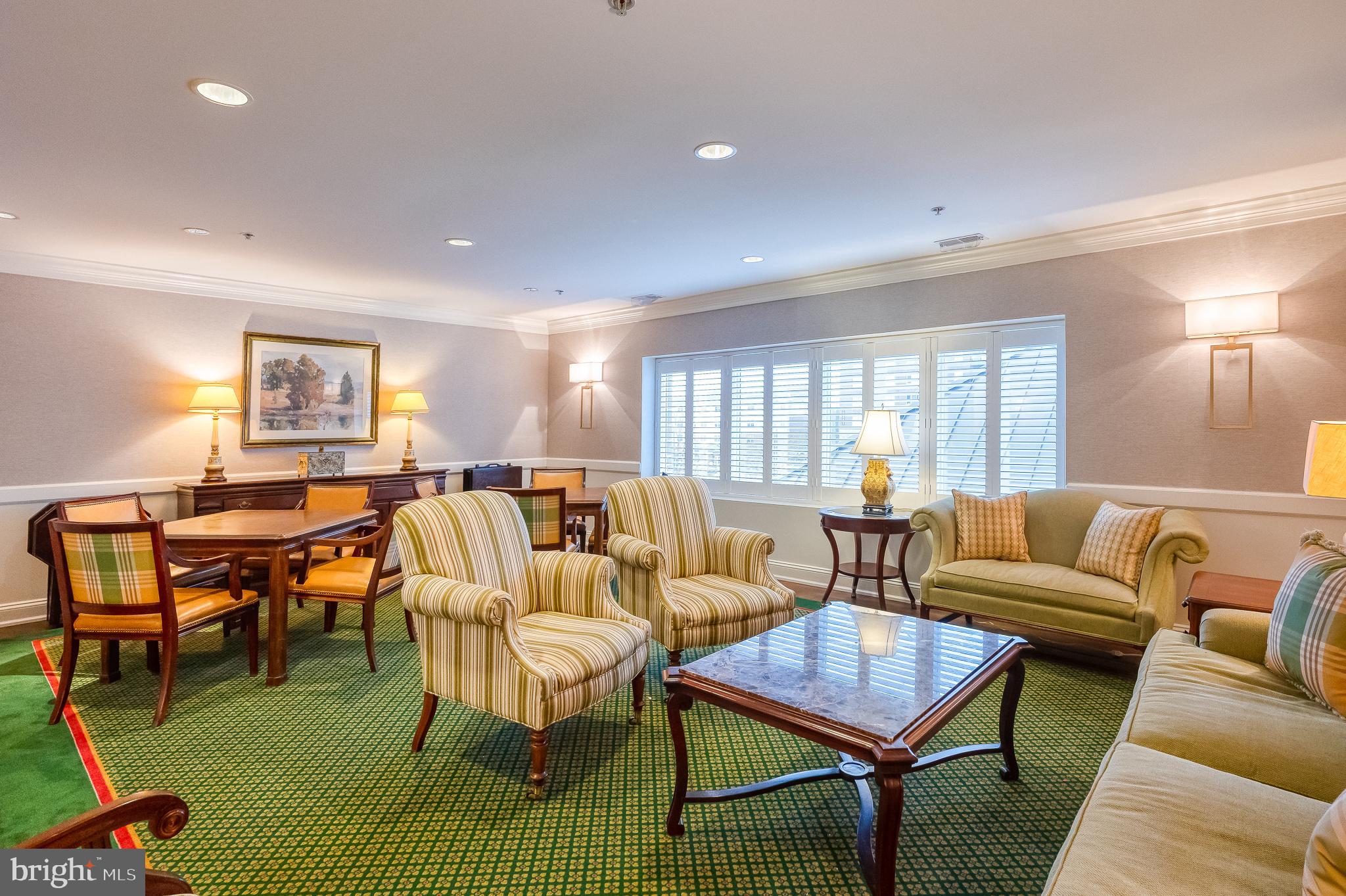 ROUNDWOOD RIDGE - Residential