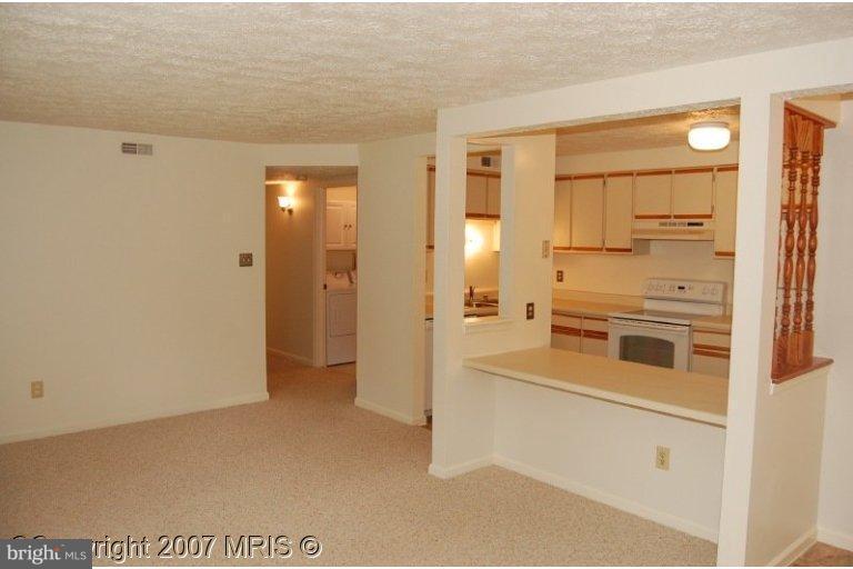 CHESTERFIELD GARDEN CONDOMINIUM - Residential Lease