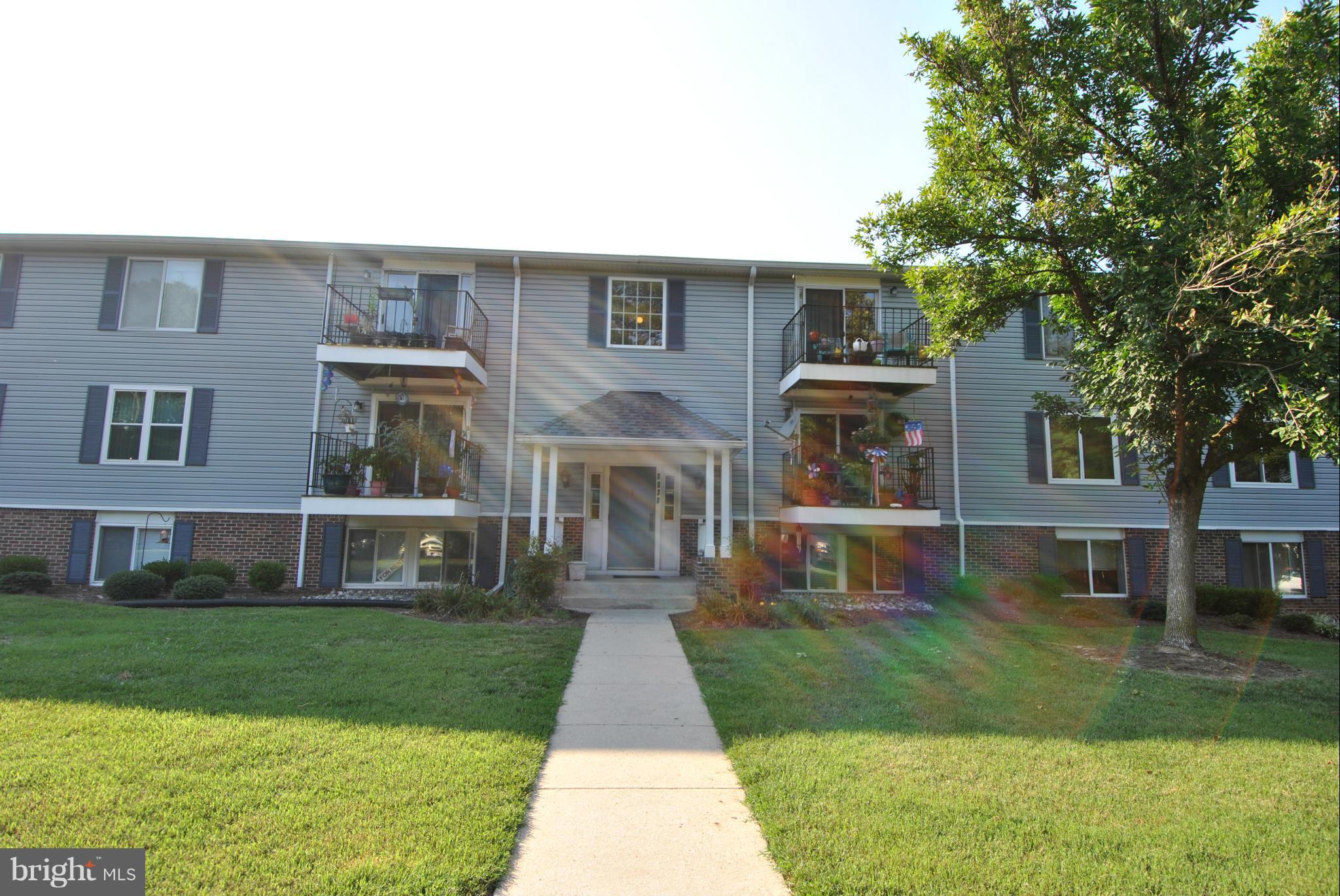 CHESTERFIELD GARDEN CONDOMINIUM - Residential Lease