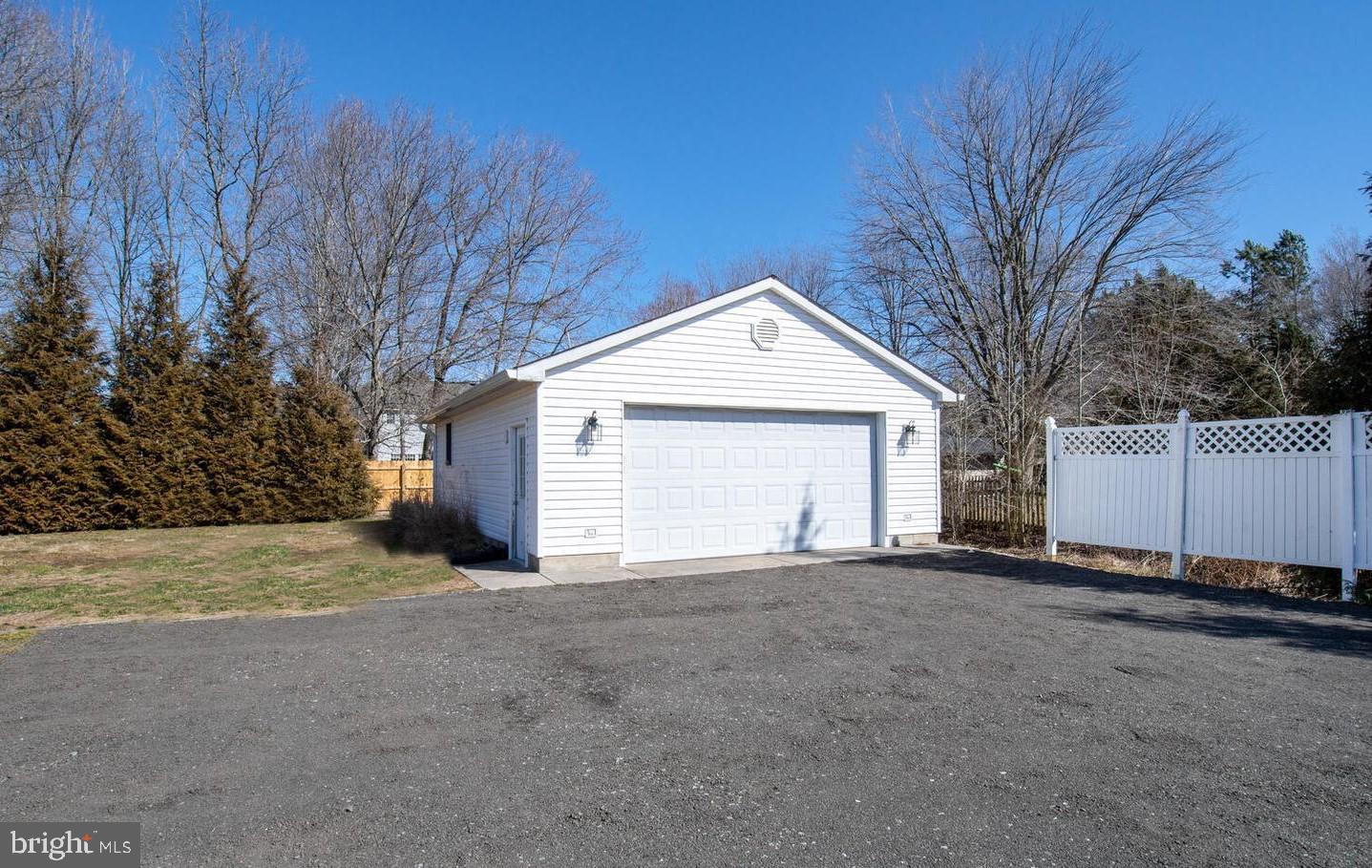 CLOVERFIELDS - Residential