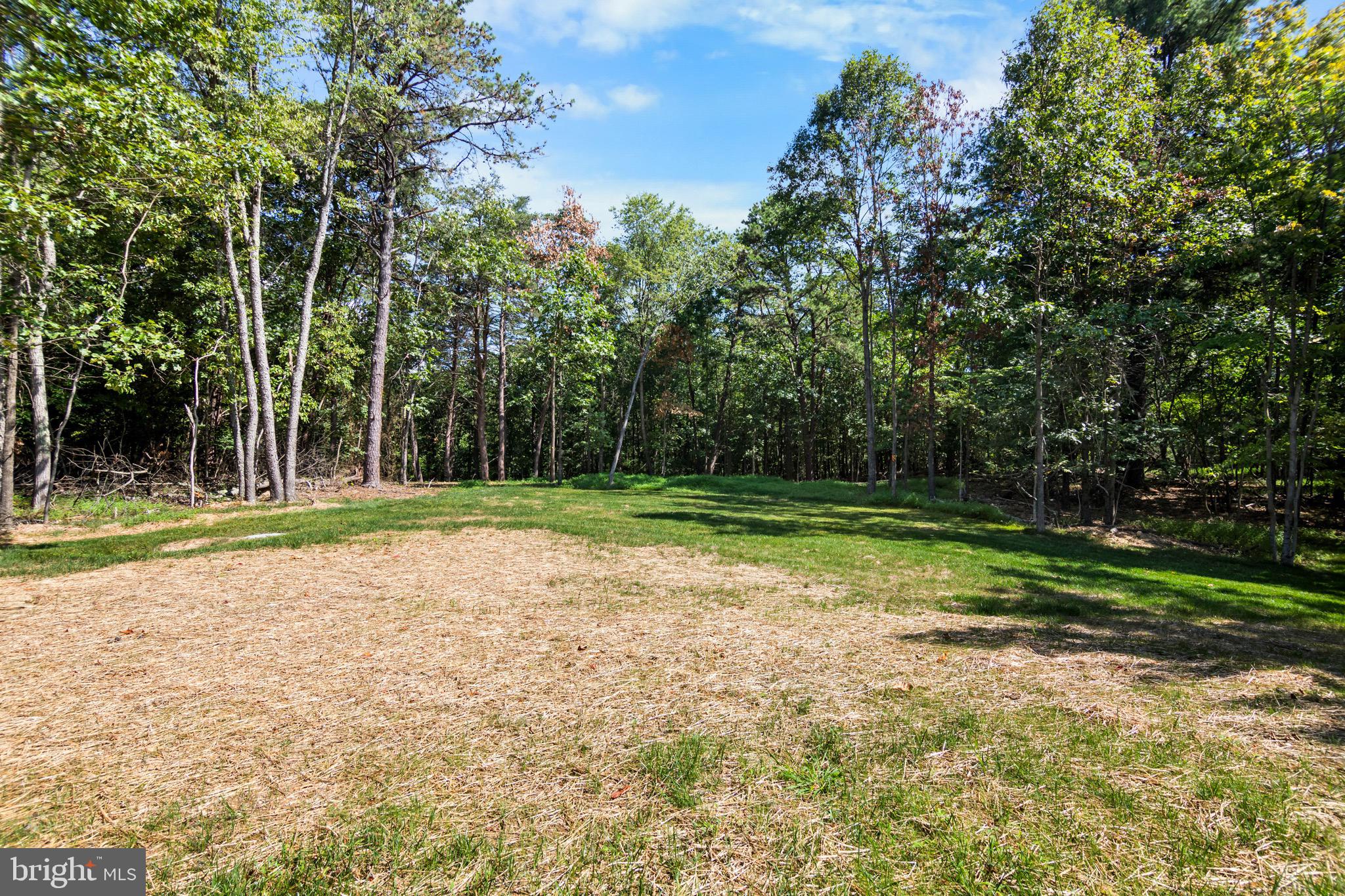 HUNTERS TRACE - Residential