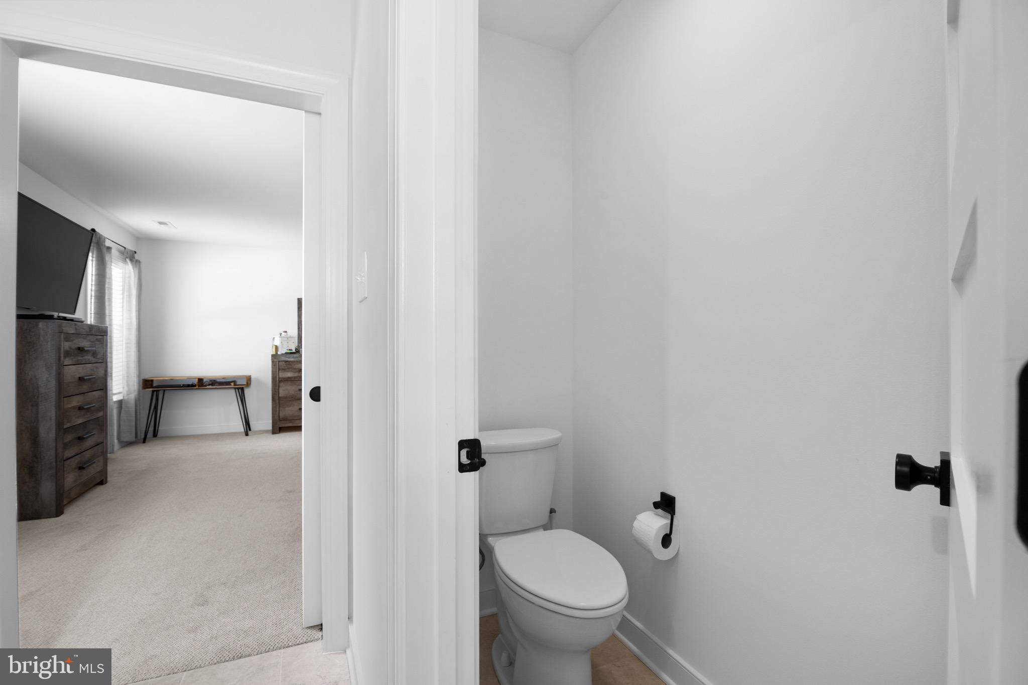 HUNTERS TRACE - Residential