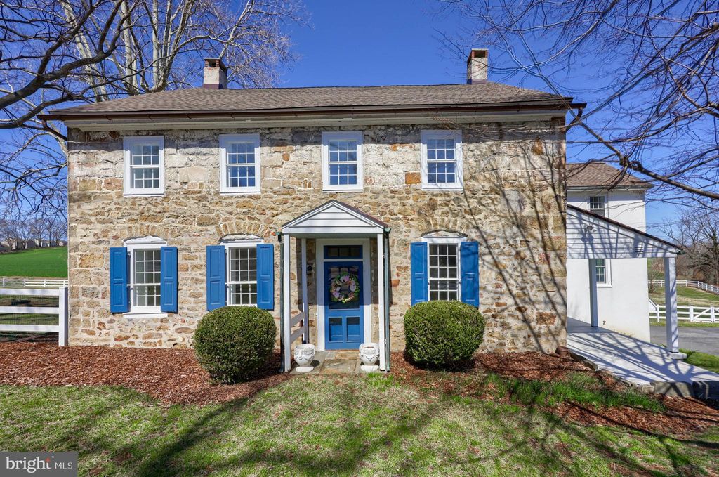 Photo of 4905 Marietta Avenue, COLUMBIA, PA 17512 (MLS # PALA2066240)