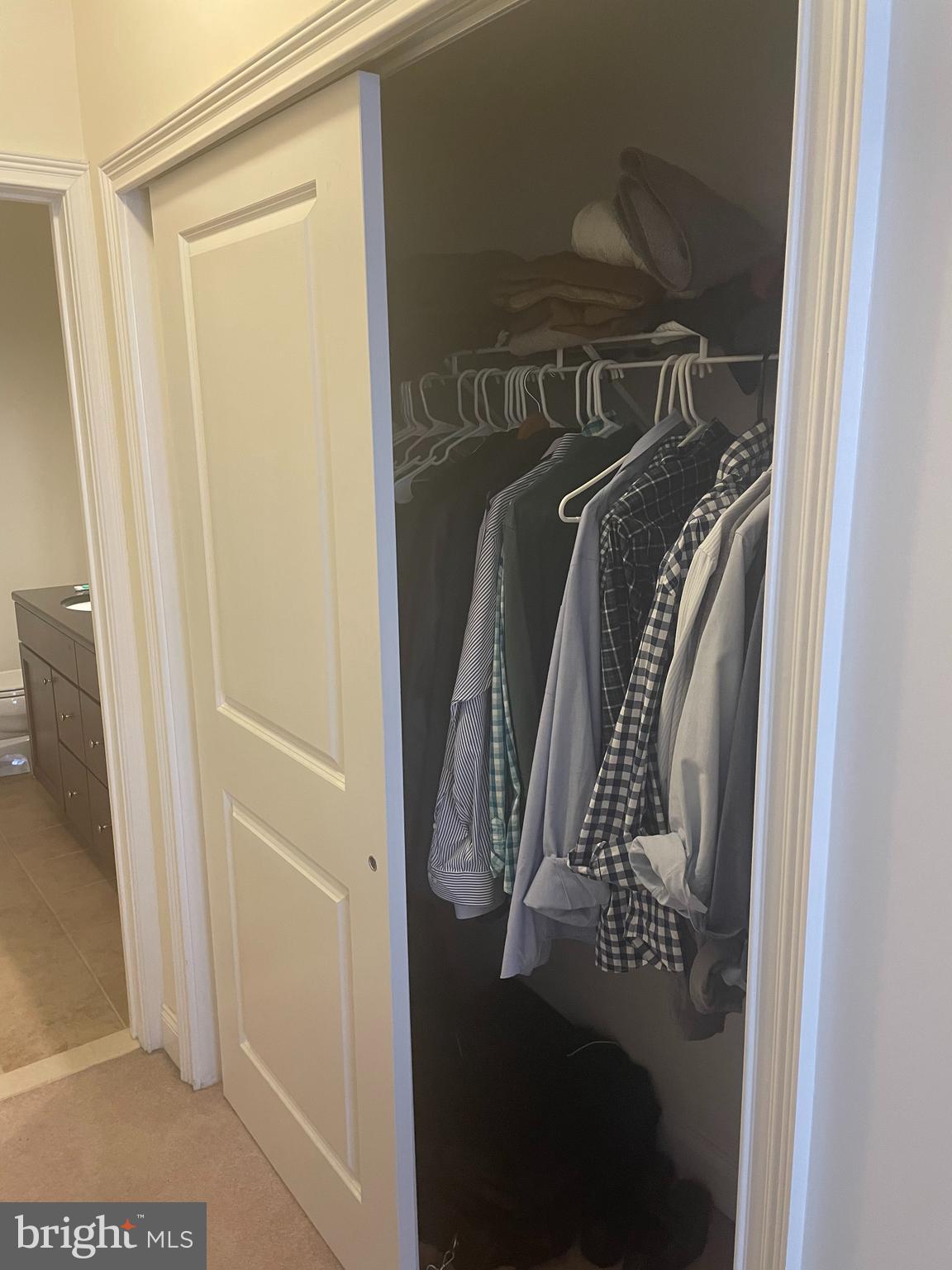 NAVAL SQUARE - Residential Lease