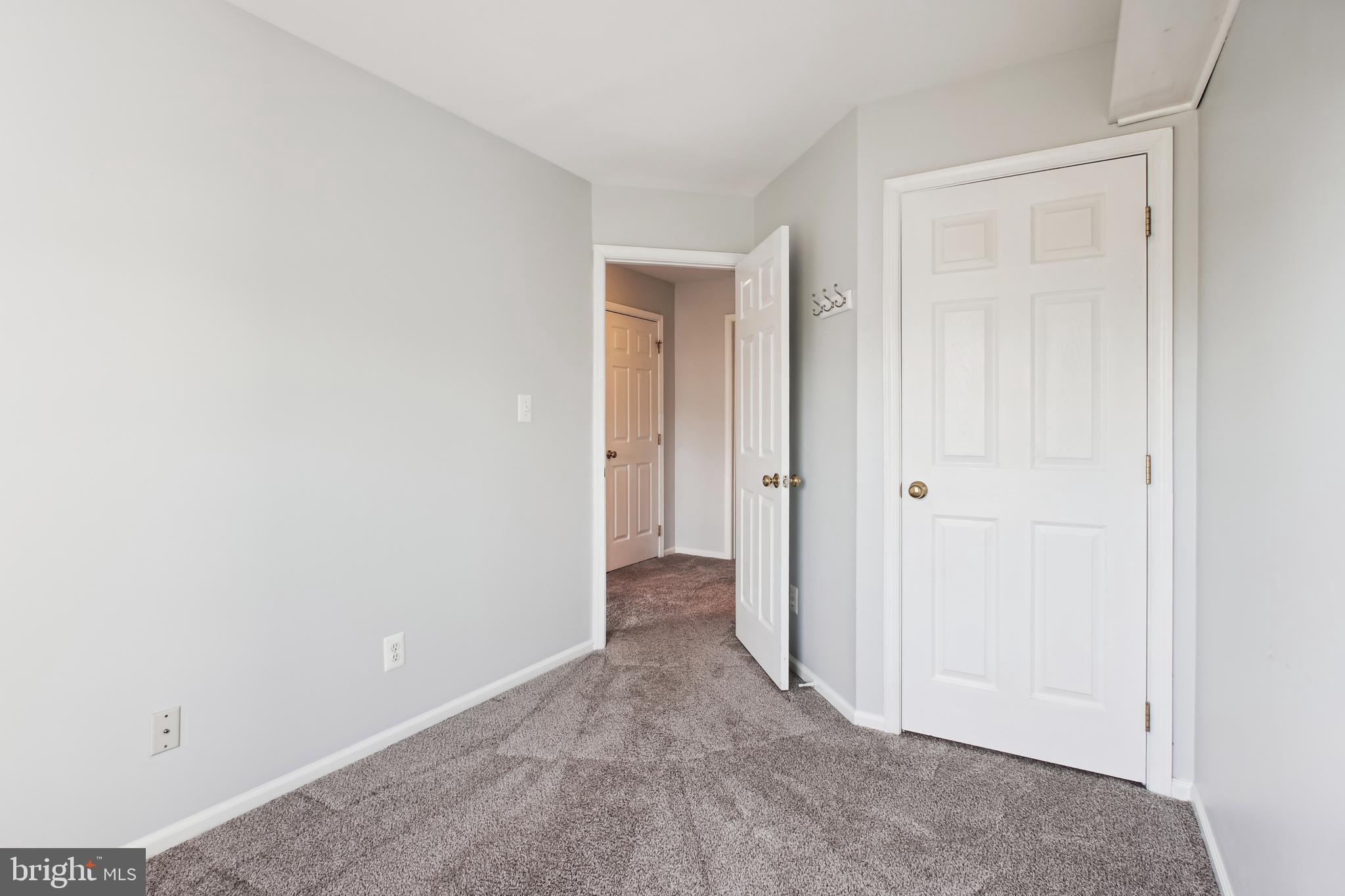 BROADLANDS - Residential