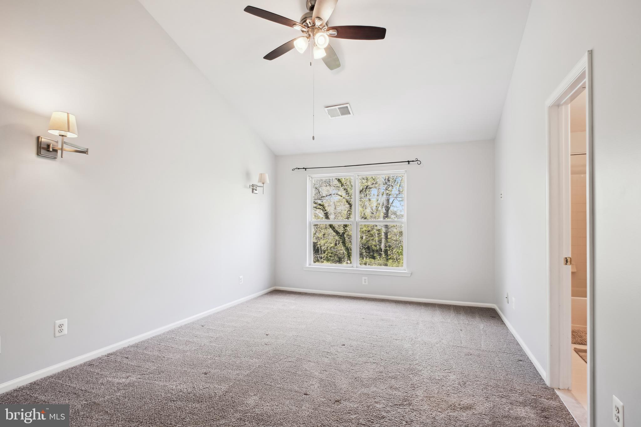 BROADLANDS - Residential