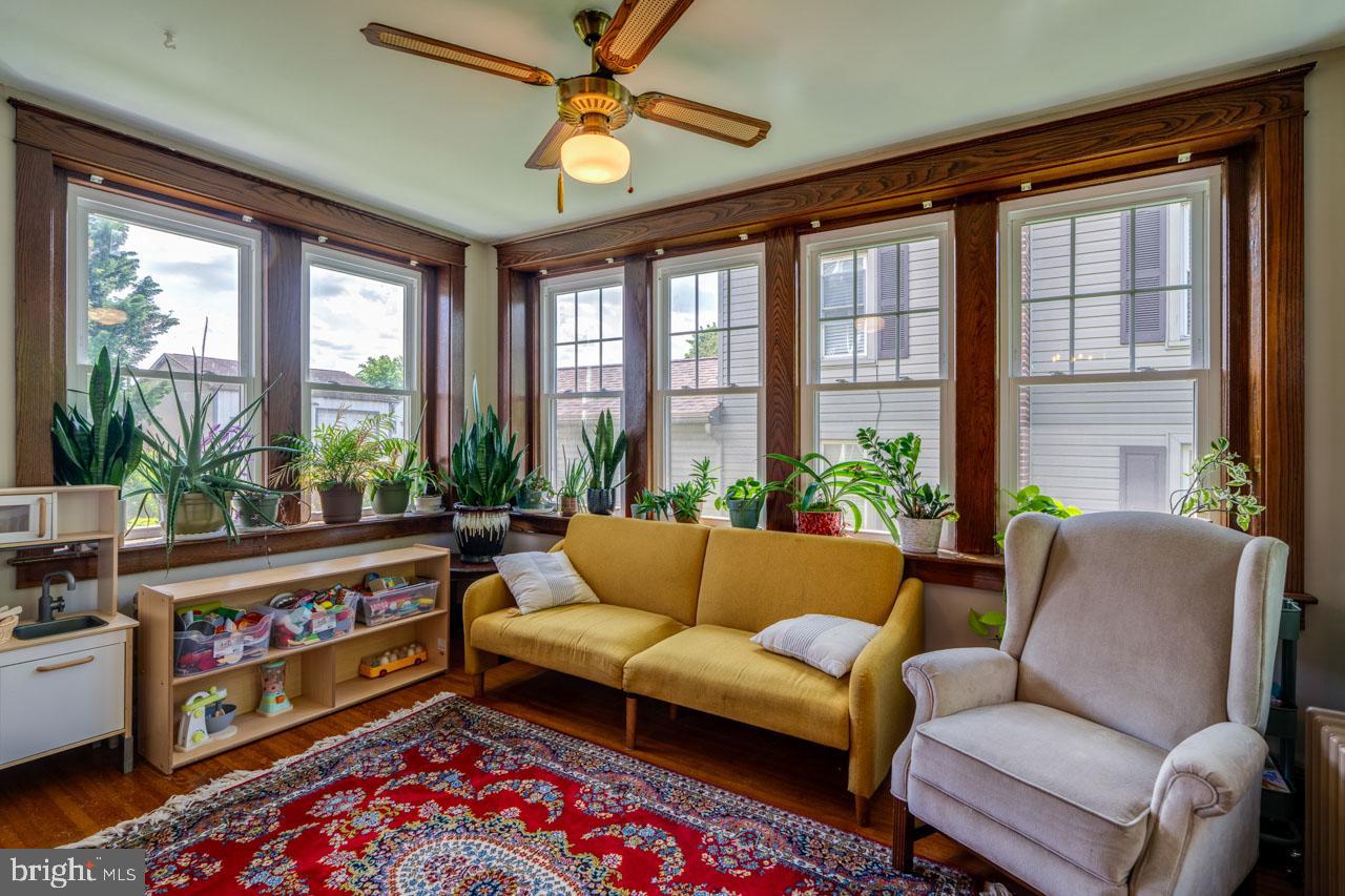 LEACOCK TWP - Residential