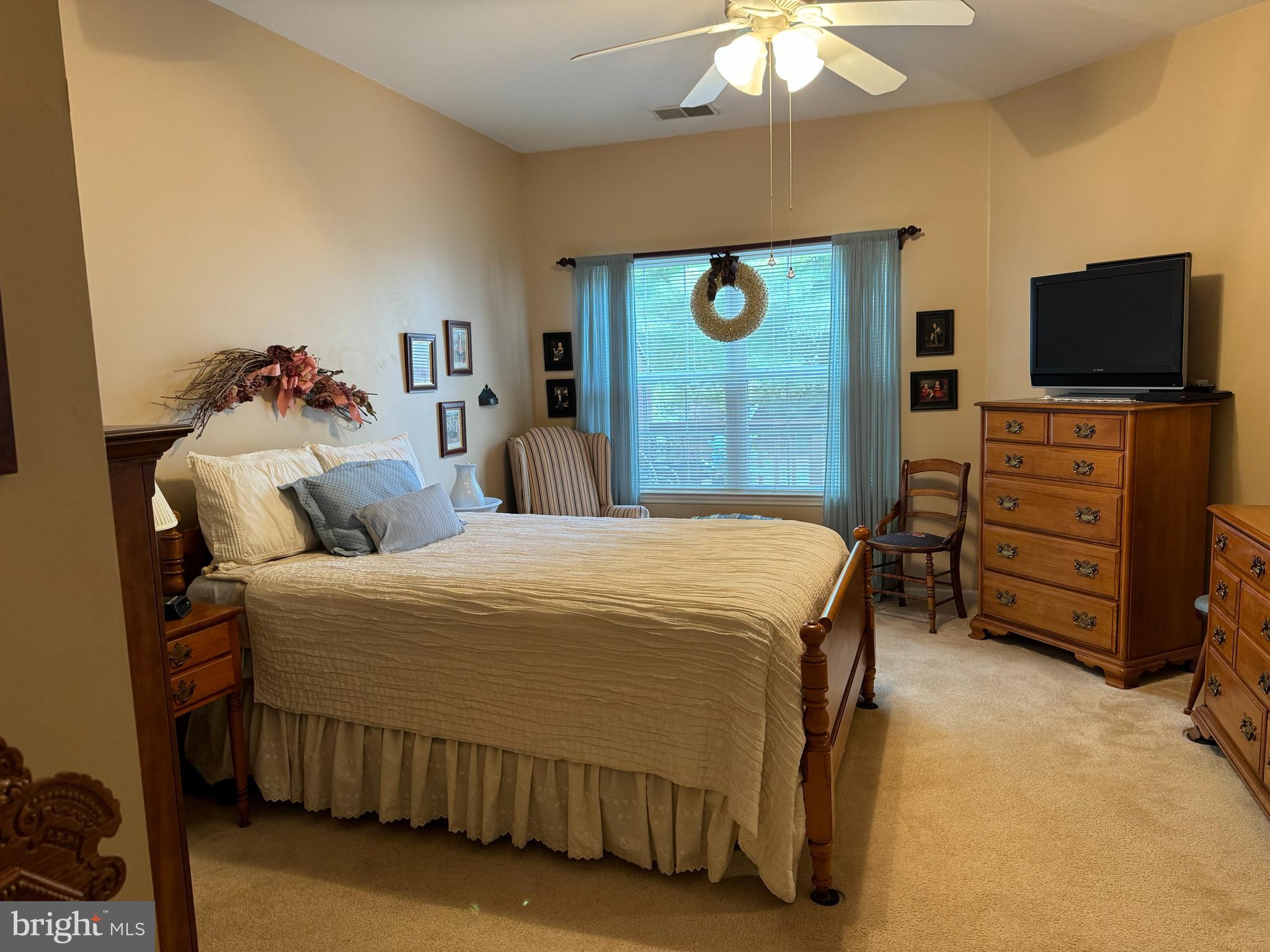 SPRING RIDGE - Residential