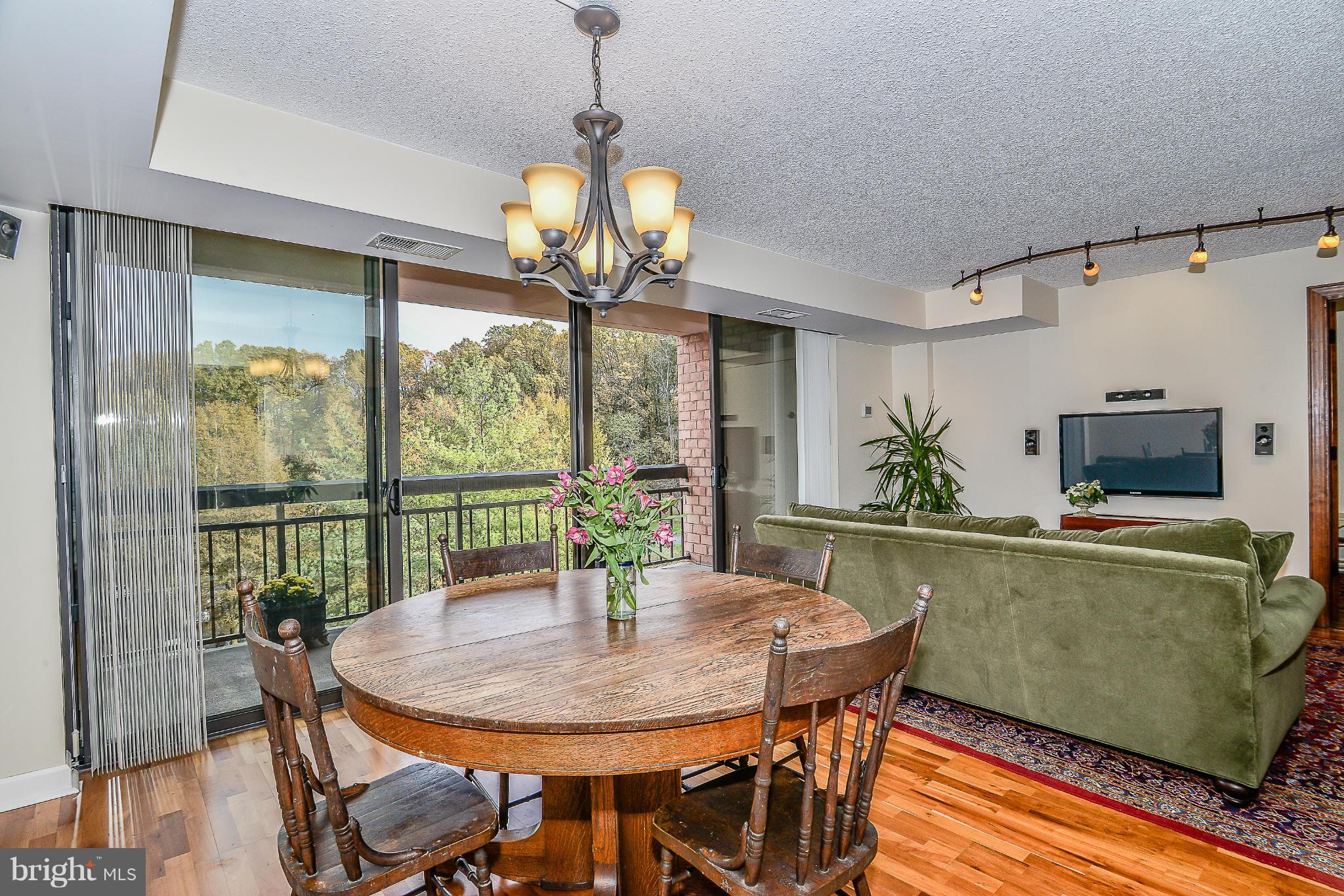 RENAISSANCE - Residential