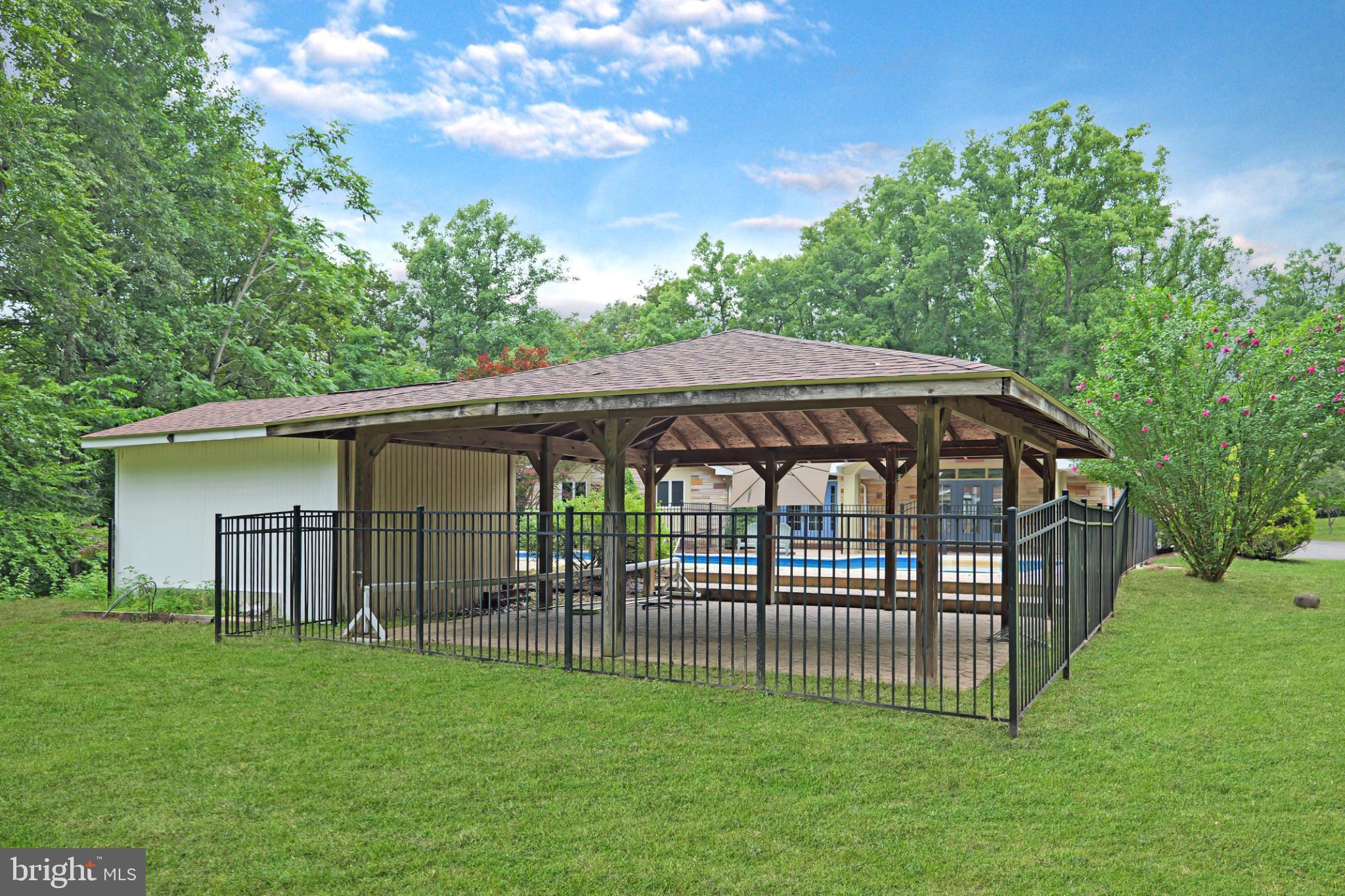 PRESTON - Residential