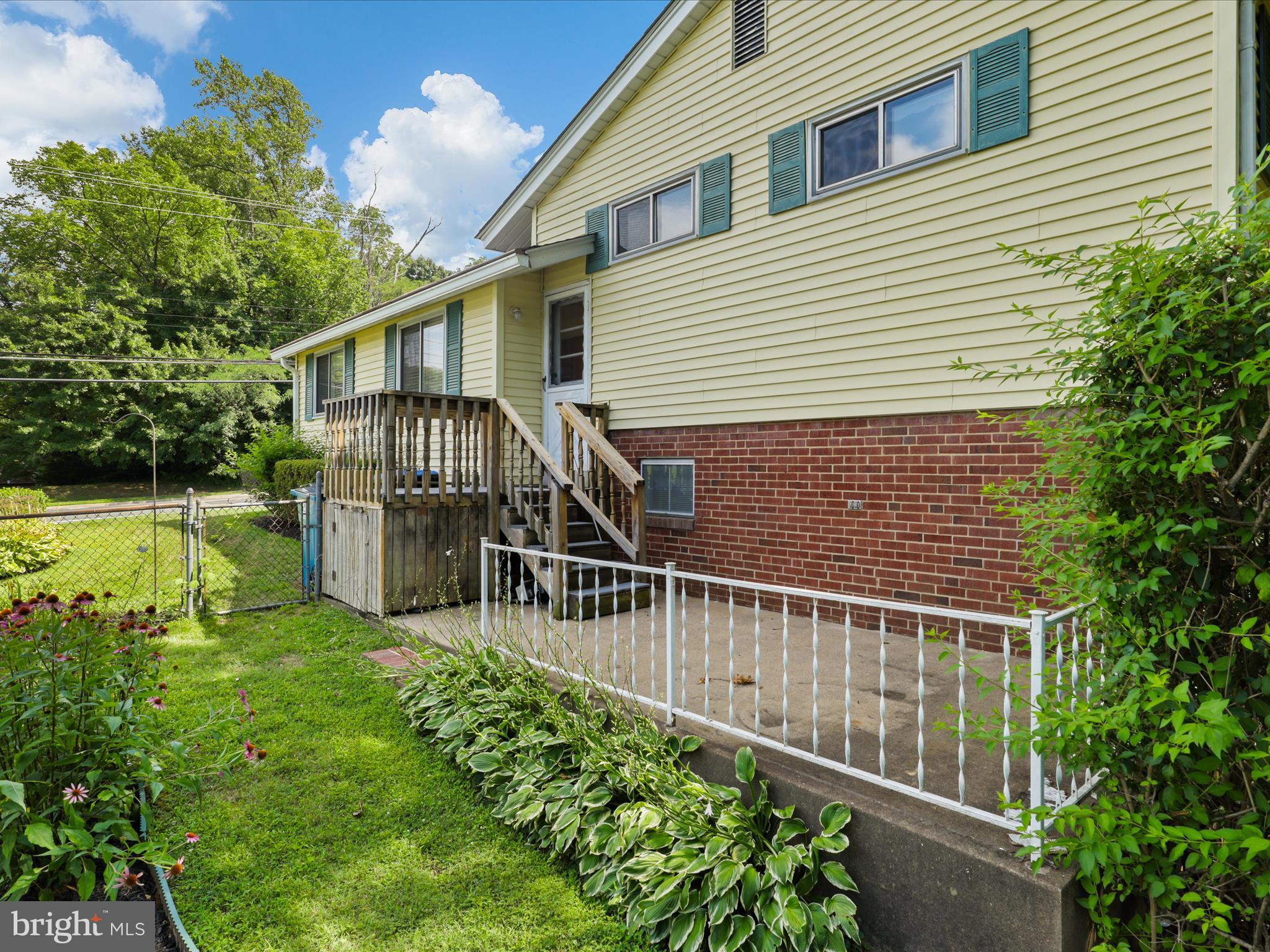 ROCART TERRACE - Residential