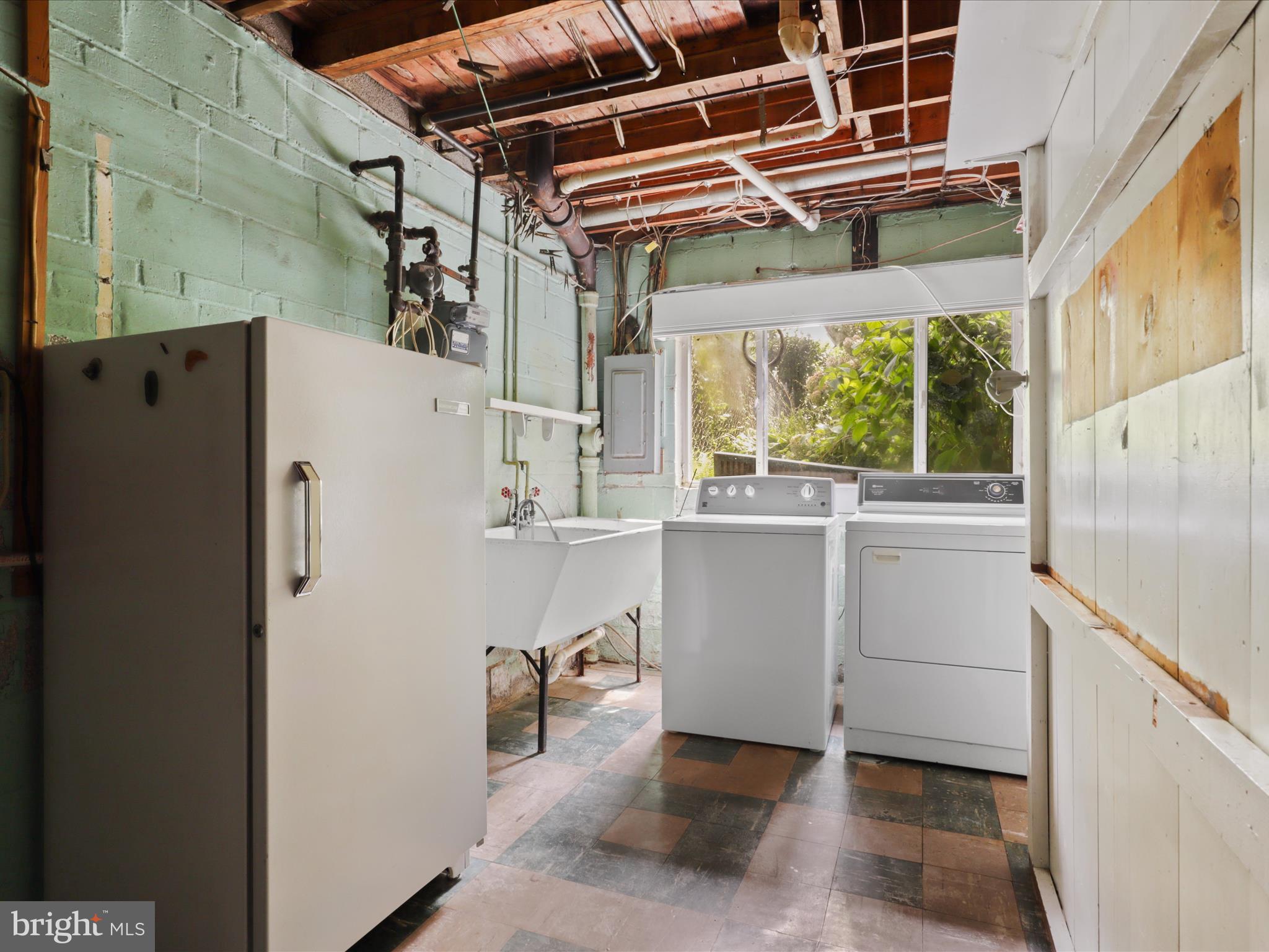 ROCART TERRACE - Residential