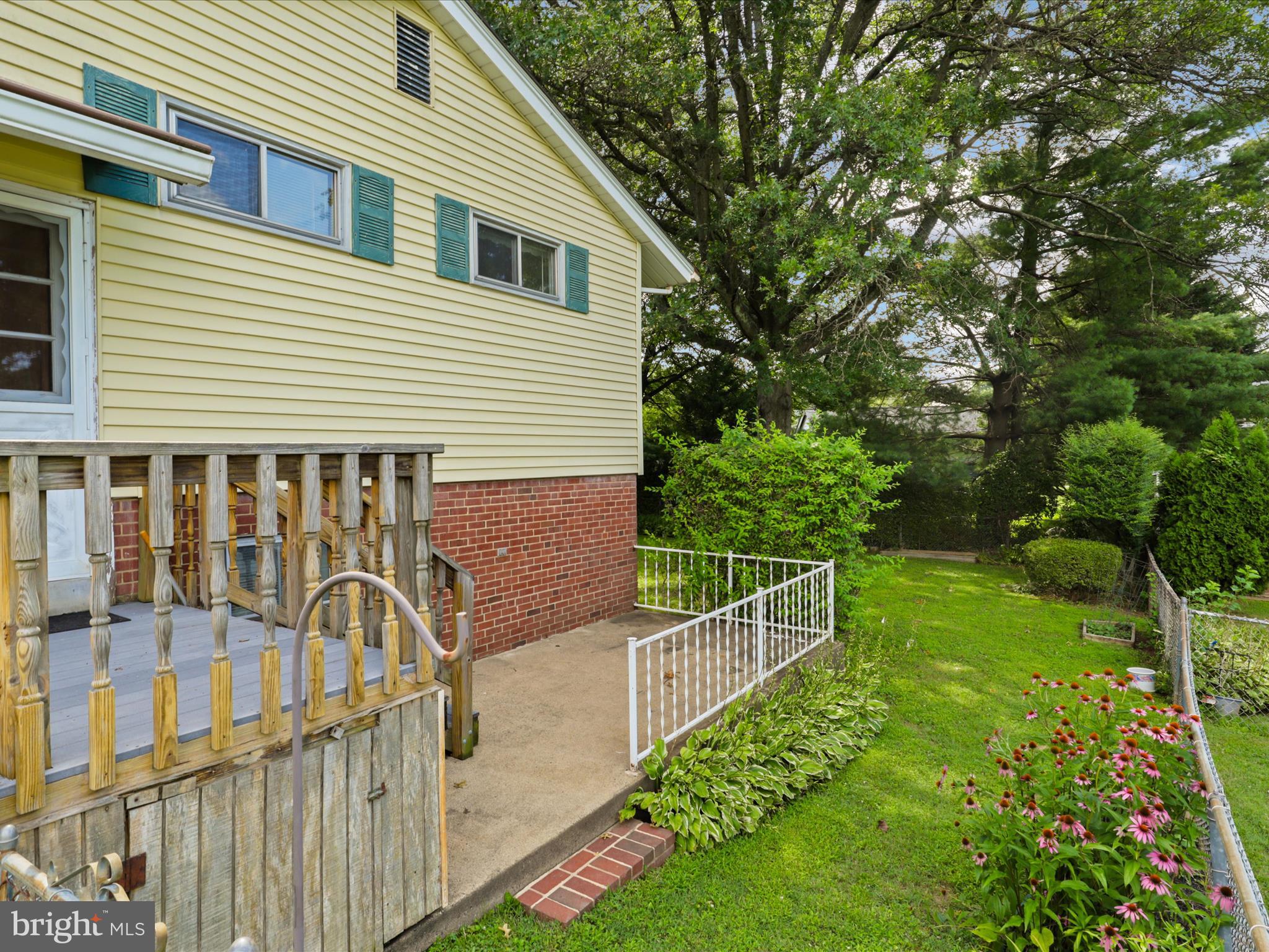 ROCART TERRACE - Residential