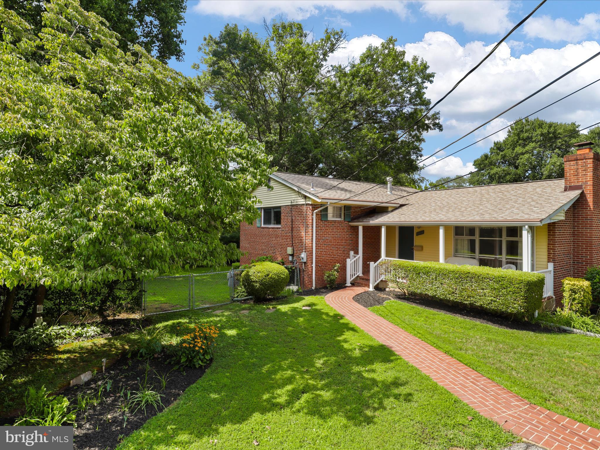 ROCART TERRACE - Residential