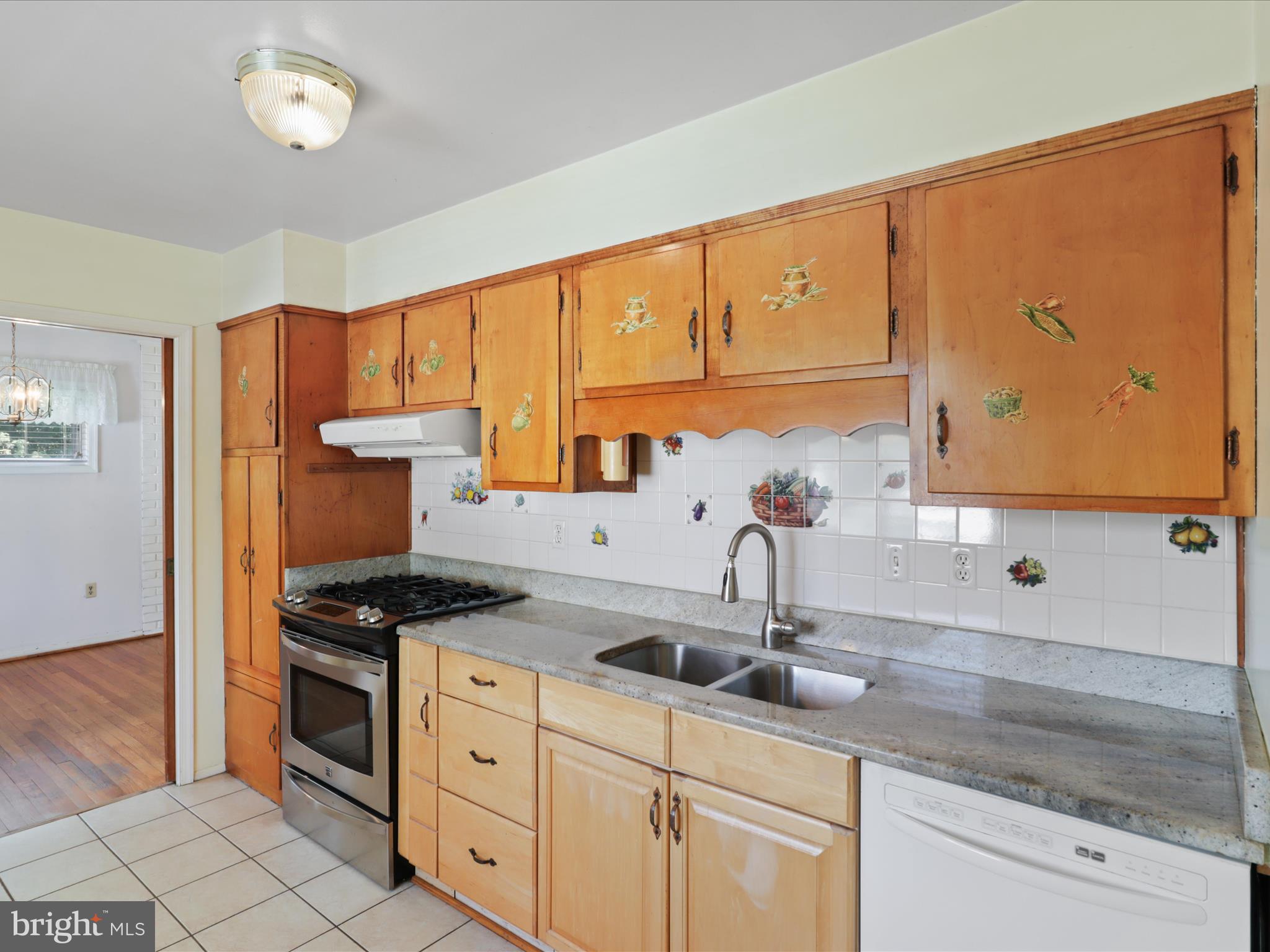 ROCART TERRACE - Residential