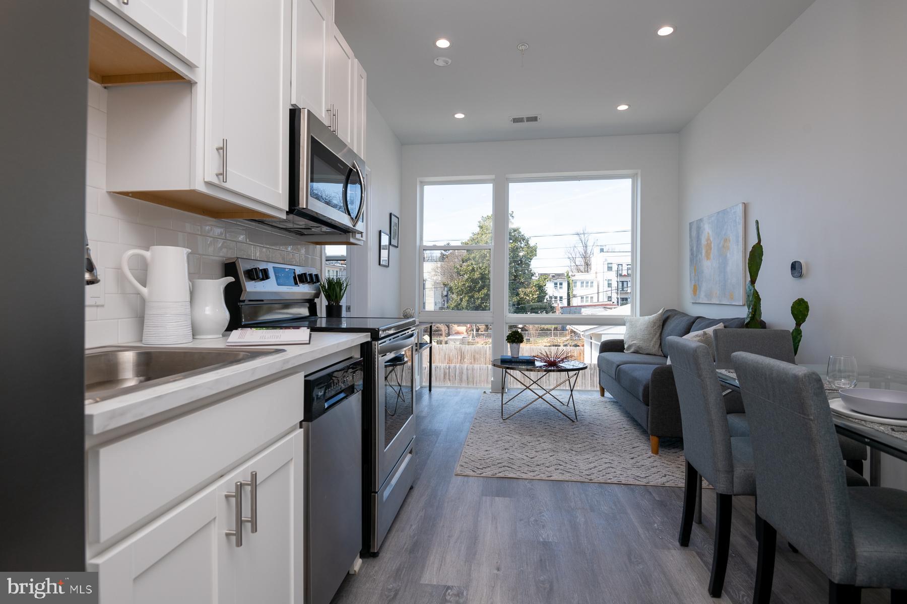 H STREET CORRIDOR - Residential Lease