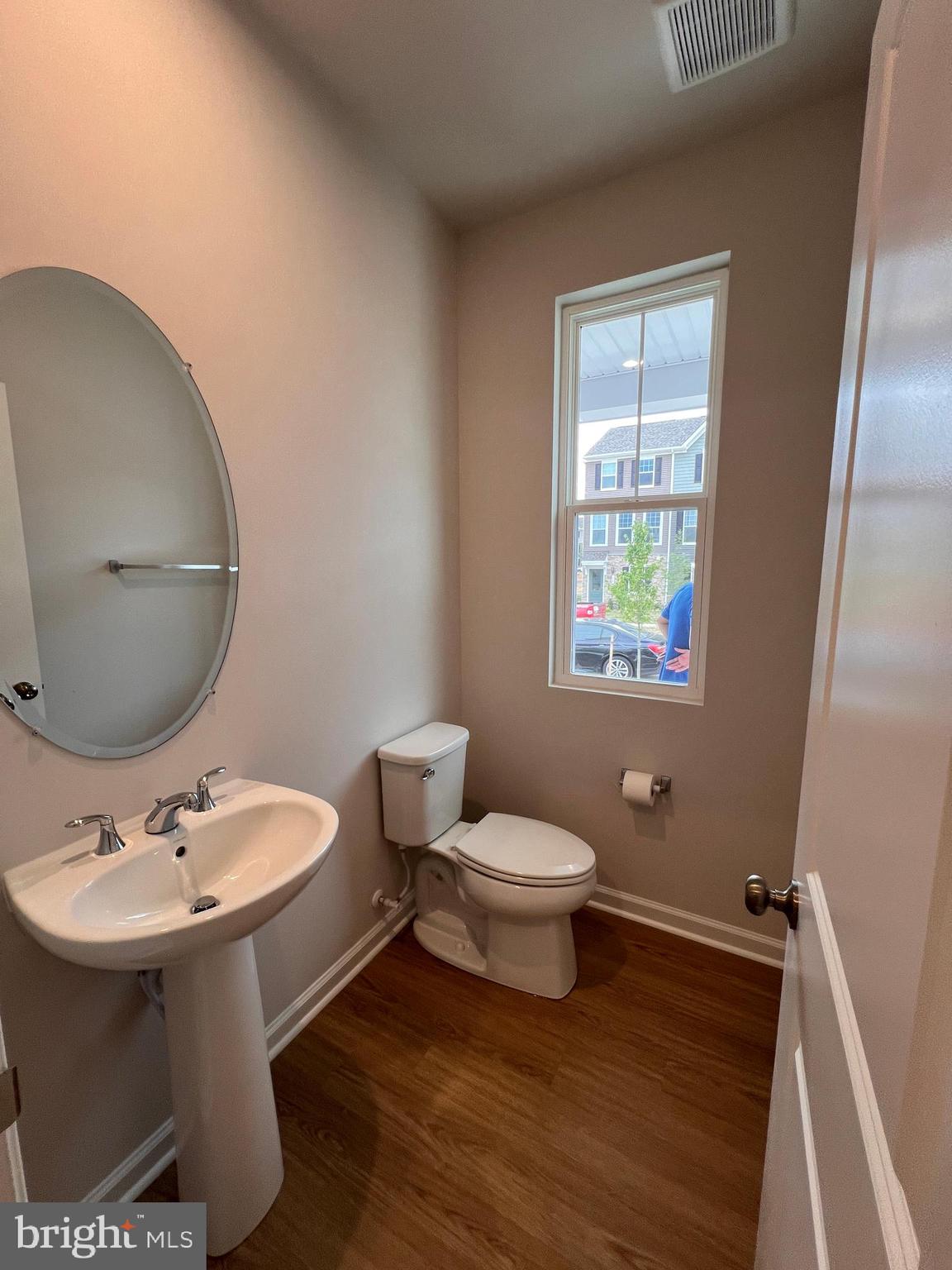 PRESIDENTS POINTE - Residential Lease