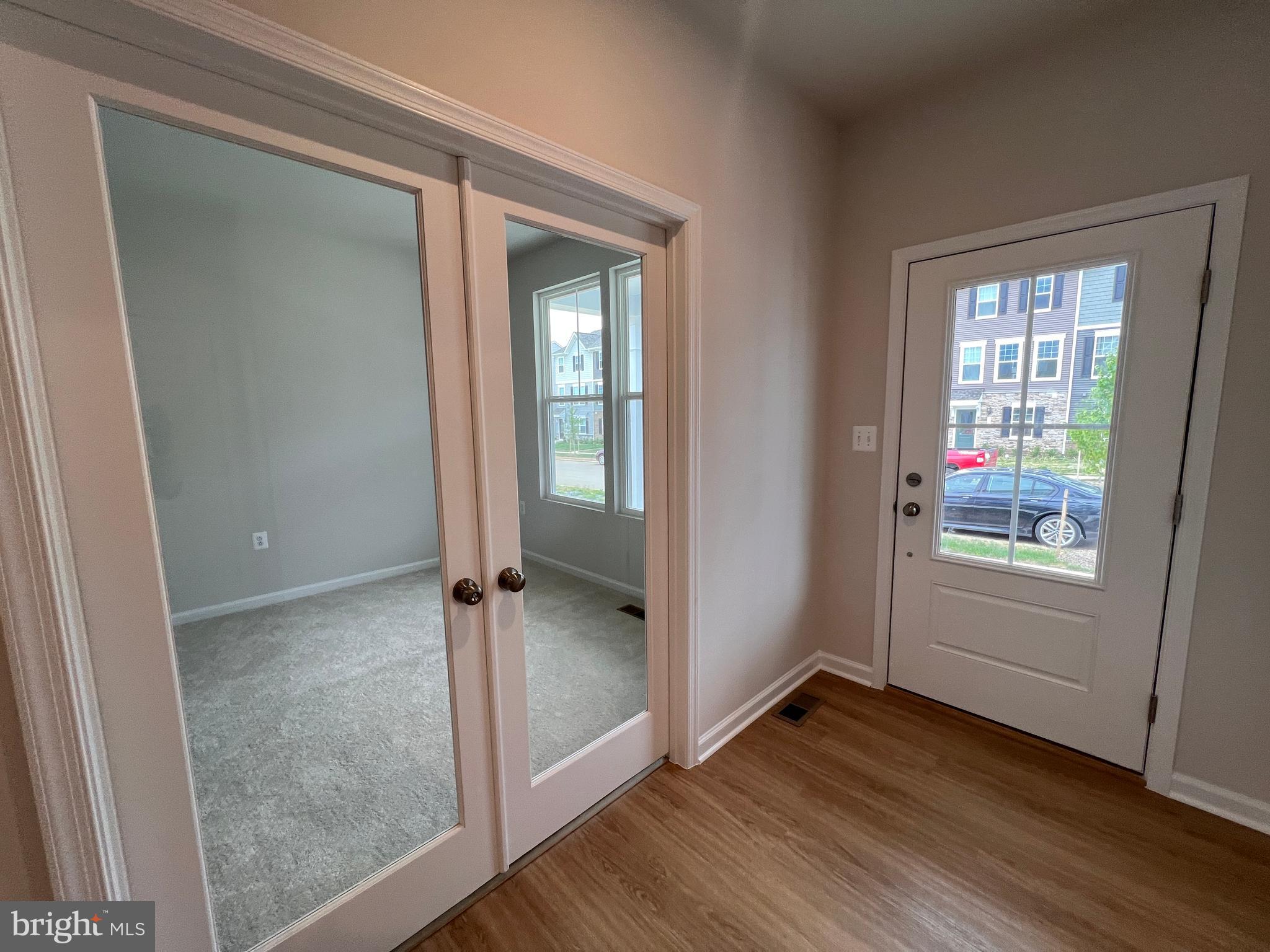 PRESIDENTS POINTE - Residential Lease