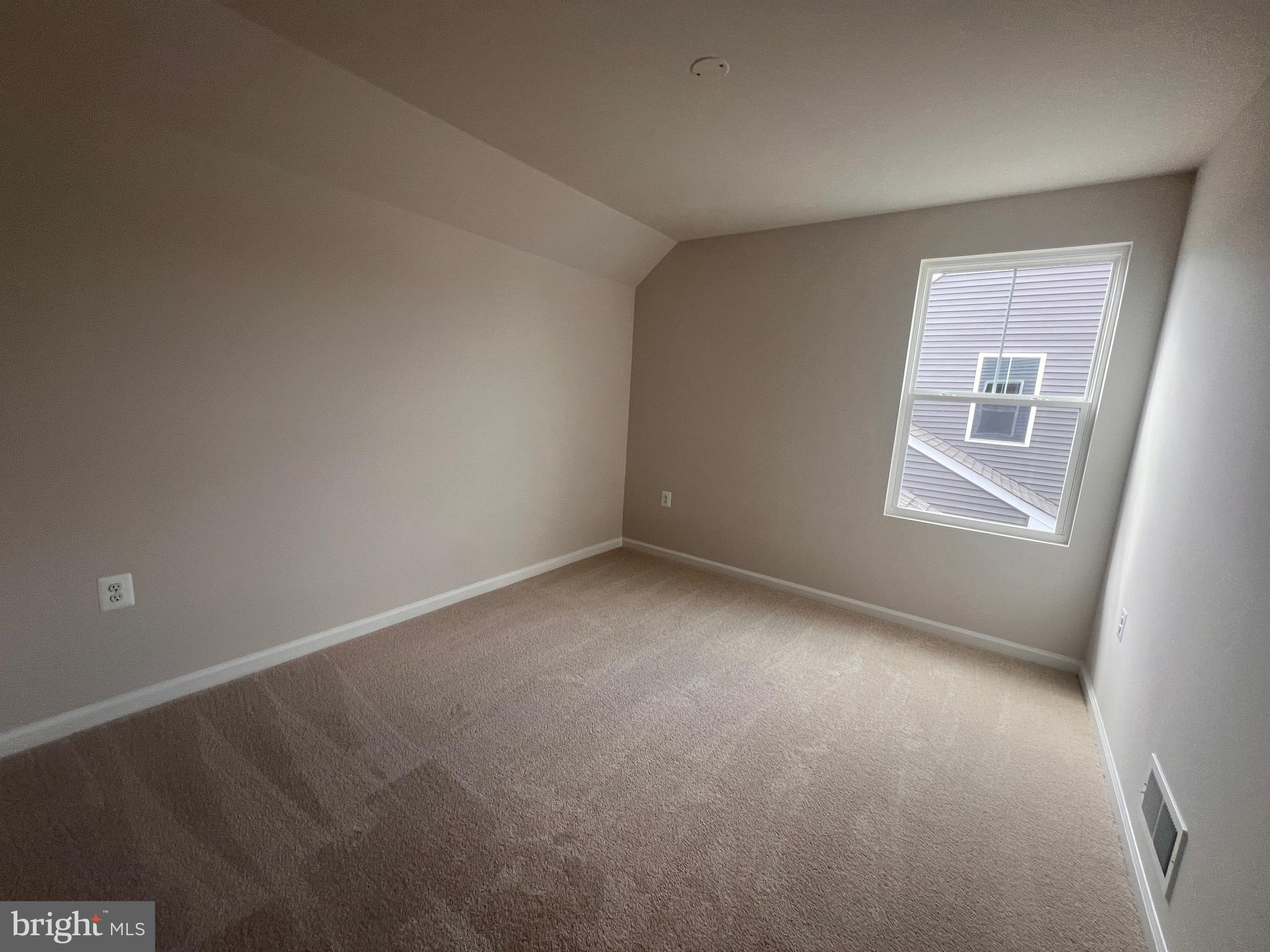 PRESIDENTS POINTE - Residential Lease