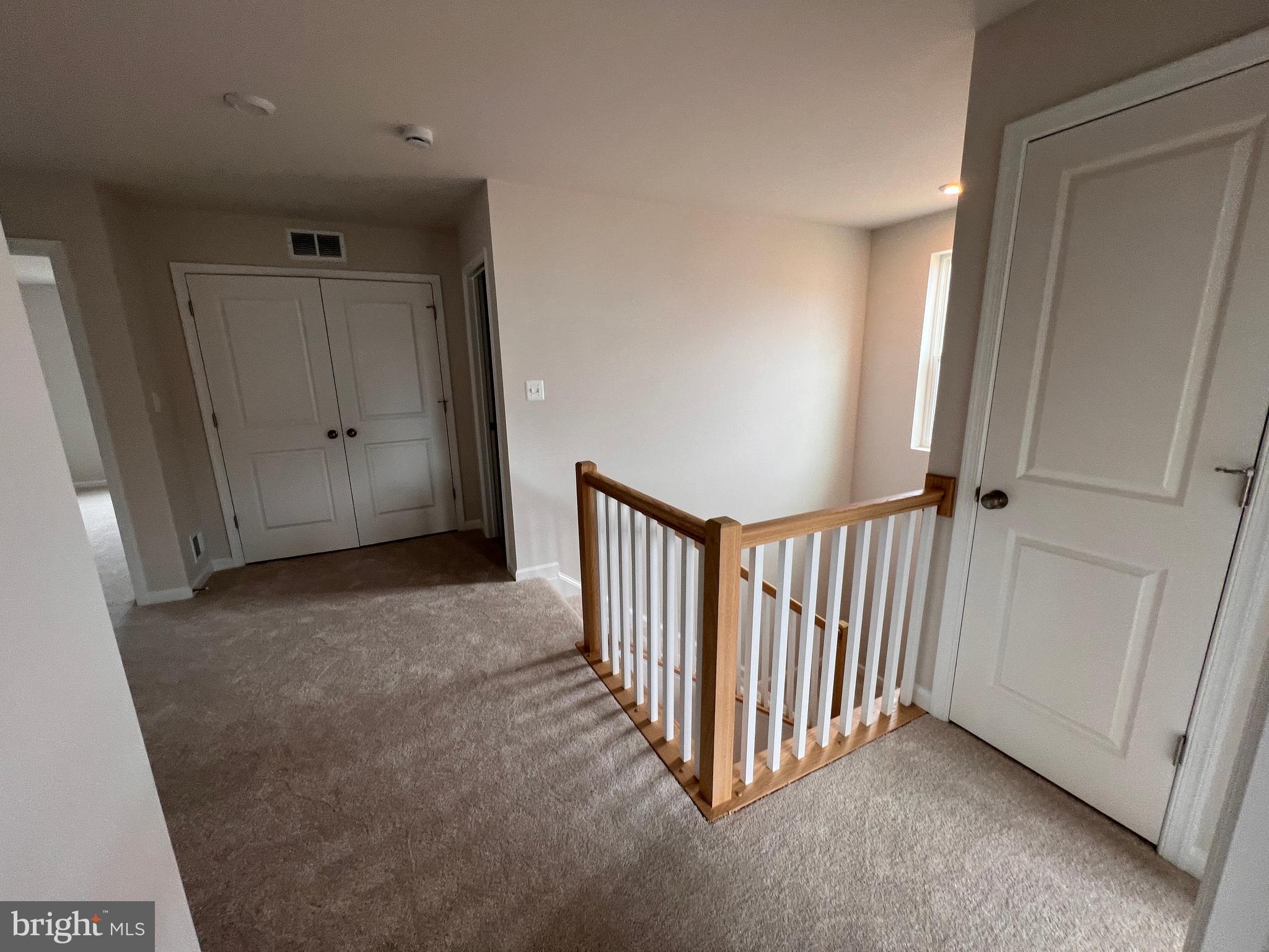 PRESIDENTS POINTE - Residential Lease