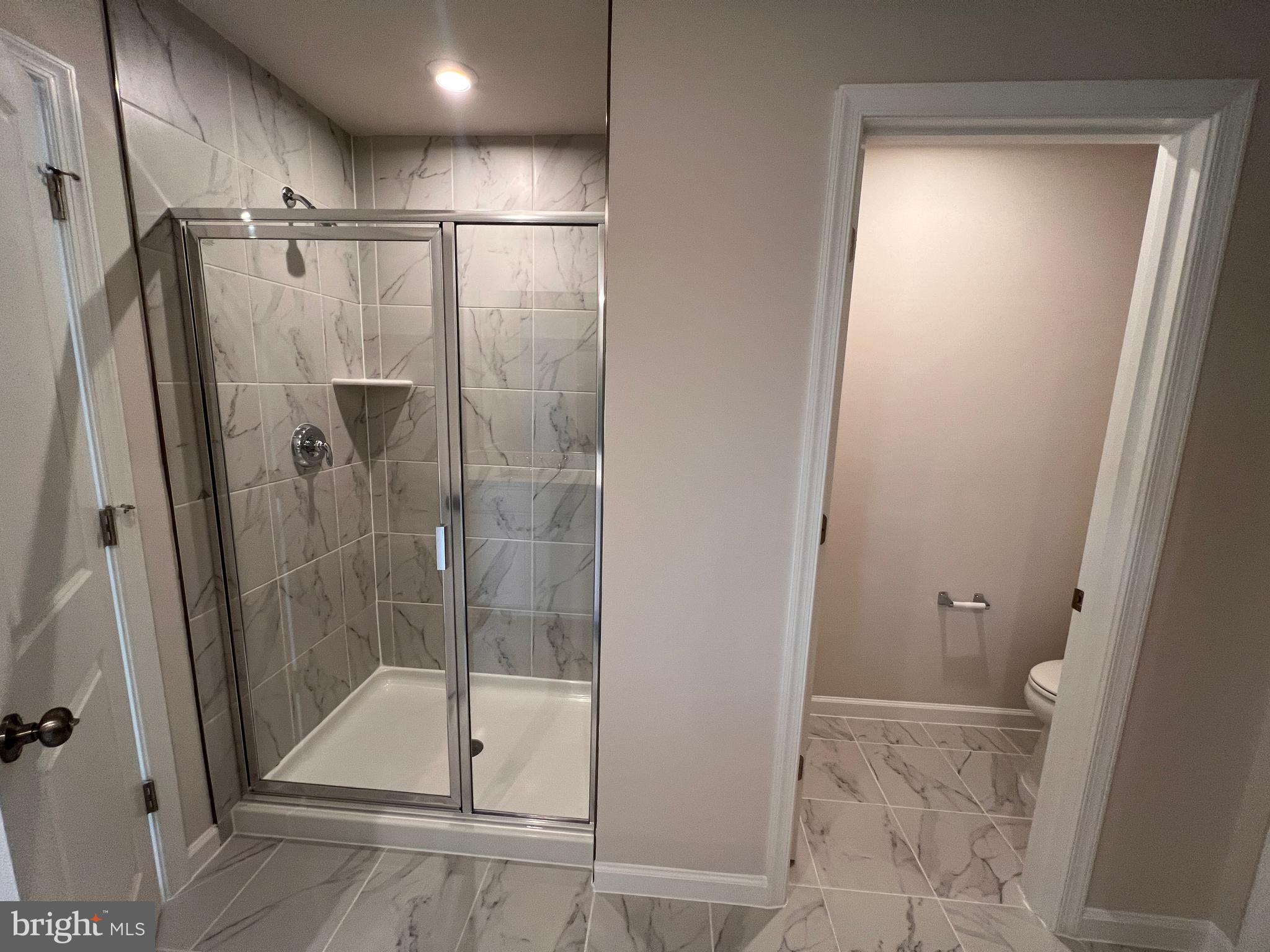 PRESIDENTS POINTE - Residential Lease