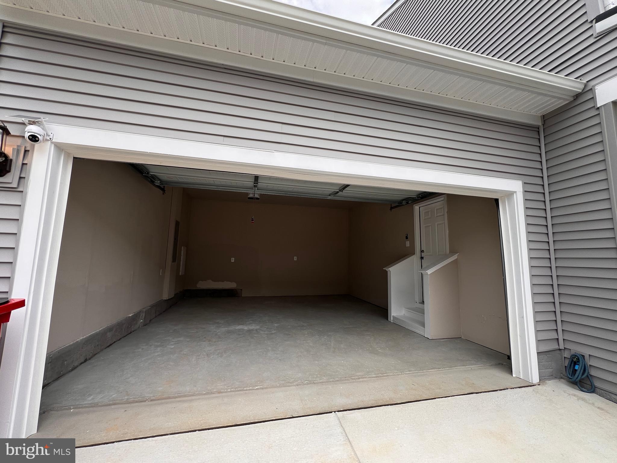 PRESIDENTS POINTE - Residential Lease