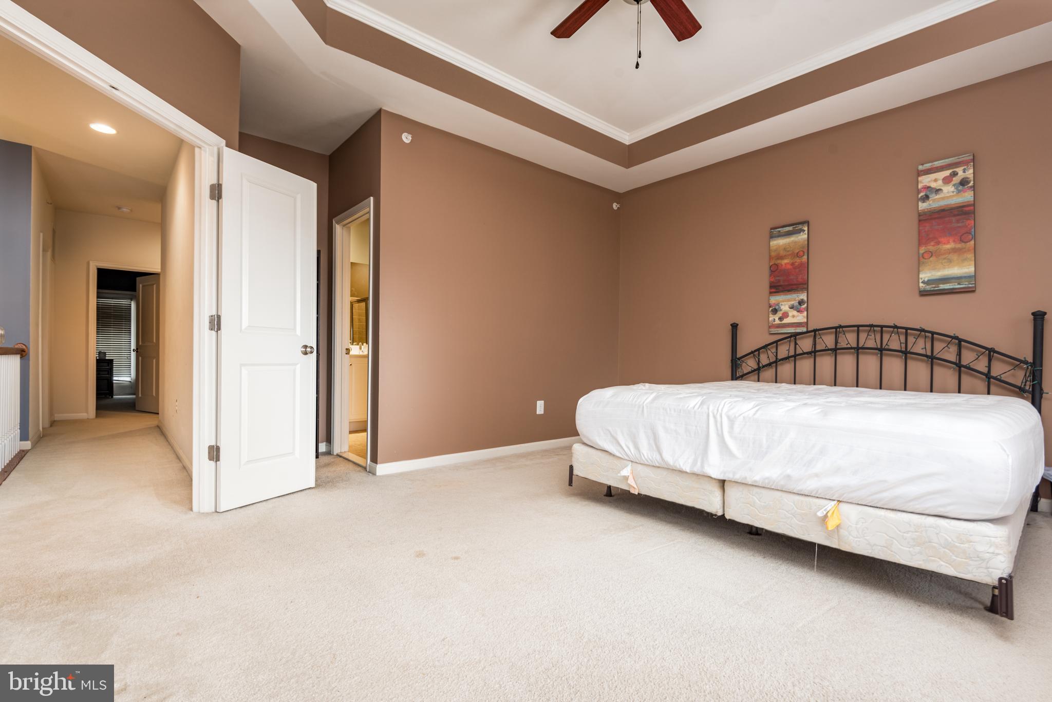 MADISON CRESCENT - Residential