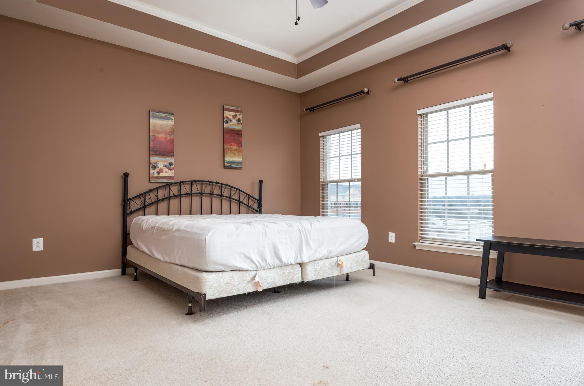 MADISON CRESCENT - Residential