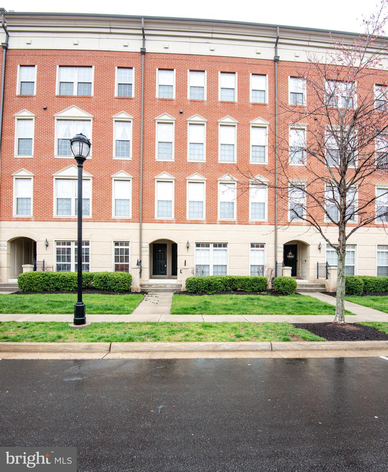 MADISON CRESCENT - Residential
