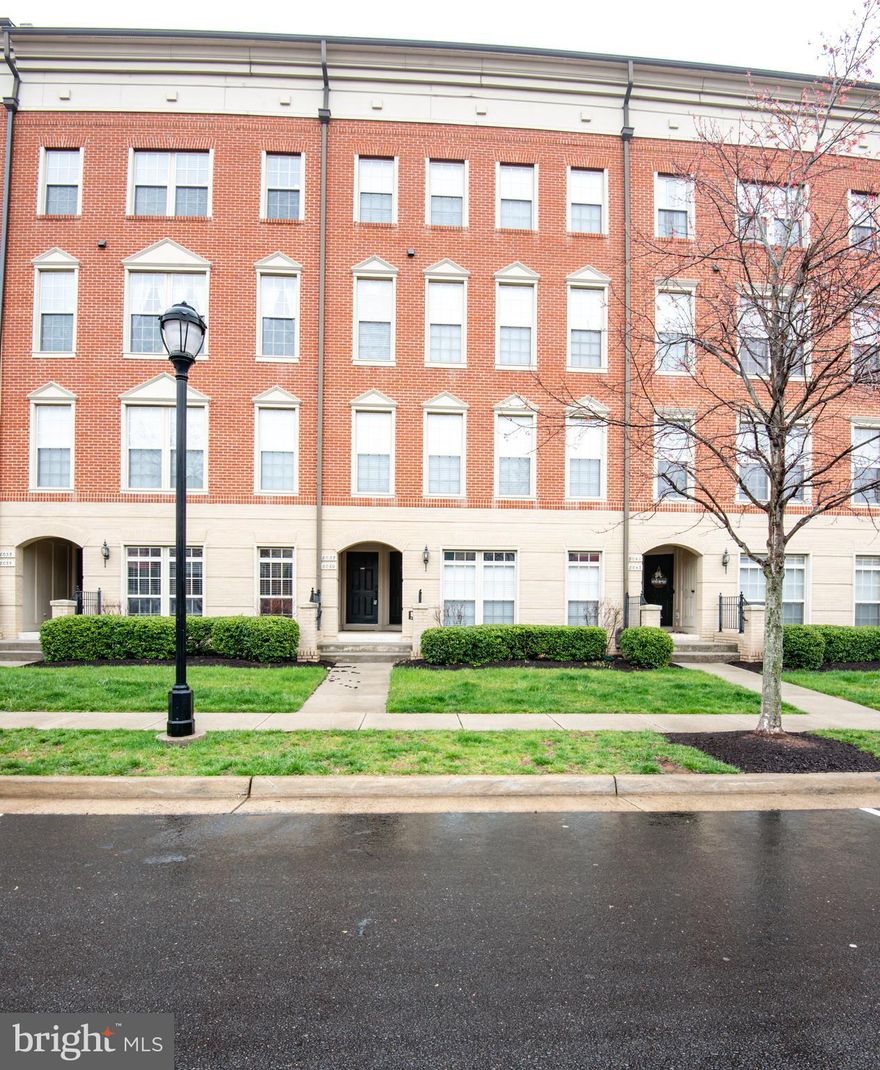 Wonderful opportunity to purchase a 3 bedroom, 2 and a half bath condo in Madison Crescent!  Enjoy walking to shopping, restaurants, and a short trip to Wegman's. Beautiful kitchen with granite counter tops and stainless steel appliances.  Owner's suite with double vanity sinks, soaking tub and separate shower. Two spacious balconies for enjoying the outside.