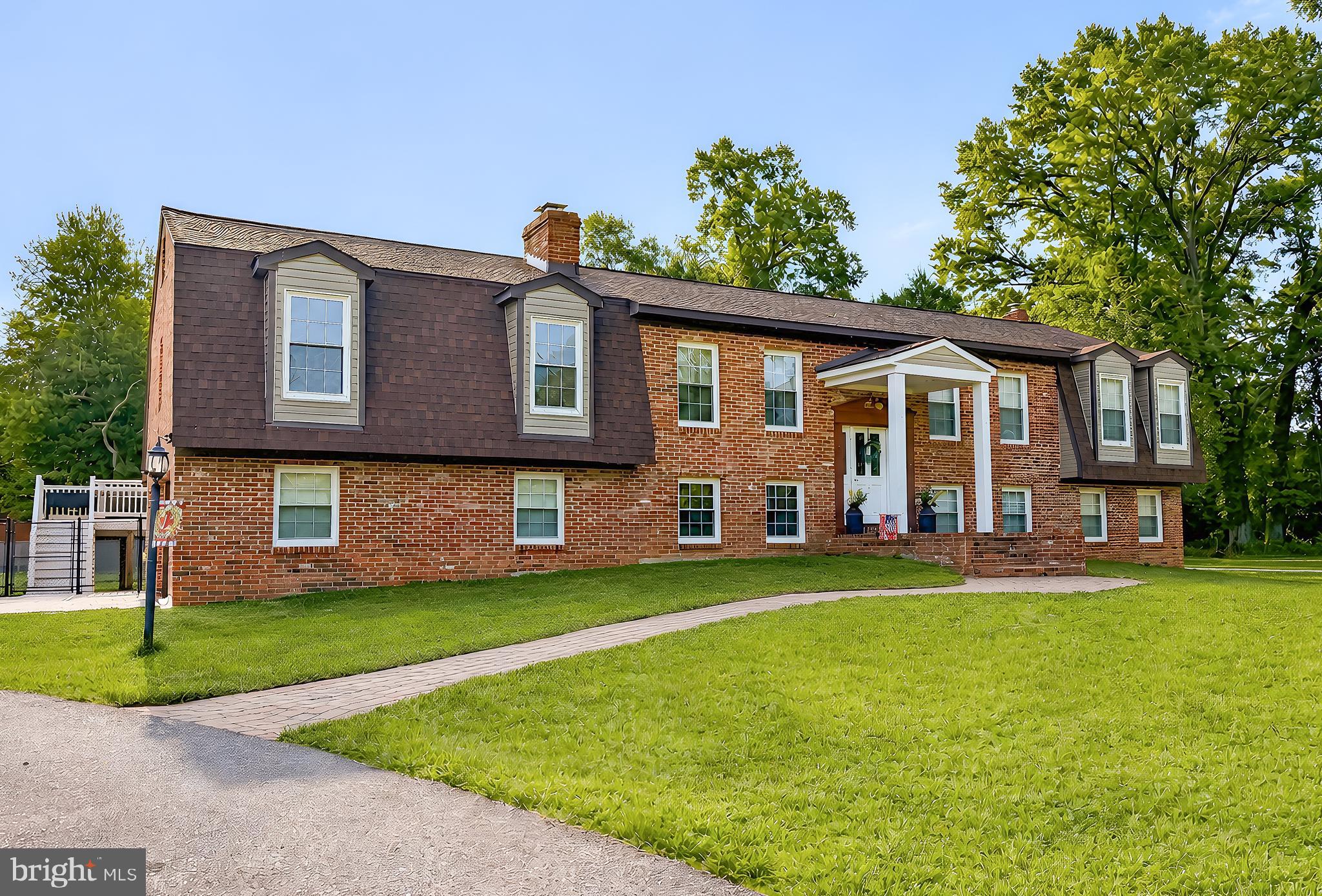 5935 RIVER ROAD