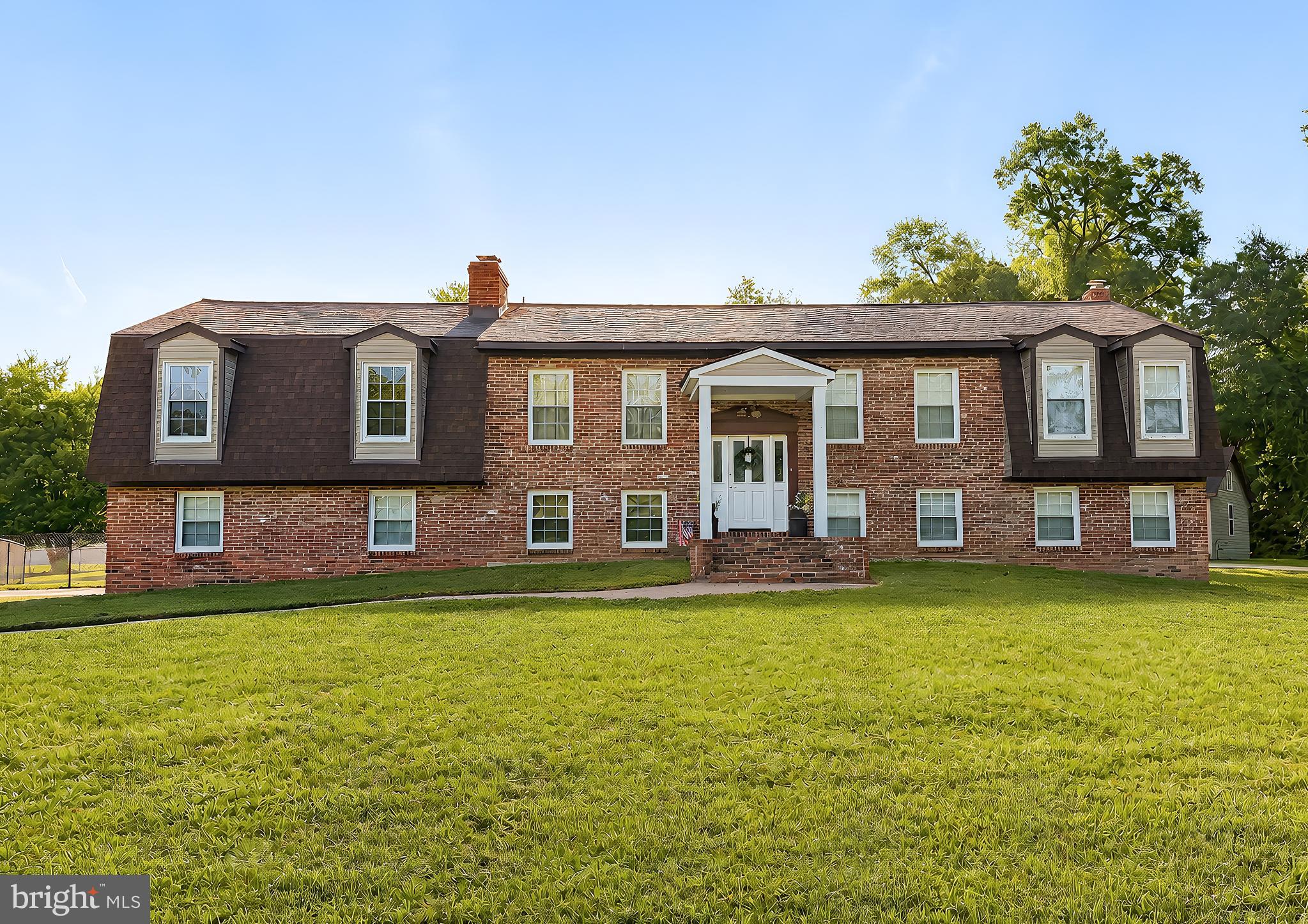 5935 RIVER ROAD