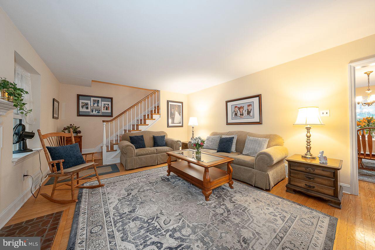 212 BROCK ROAD