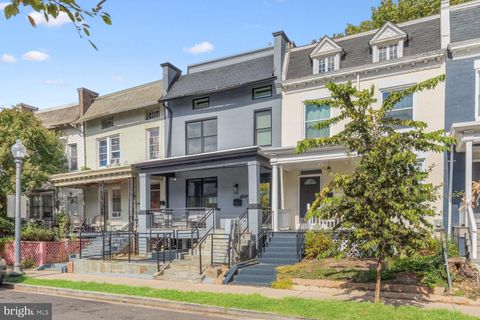 1427 PERRY PLACE NW WASHINGTON DC 20010