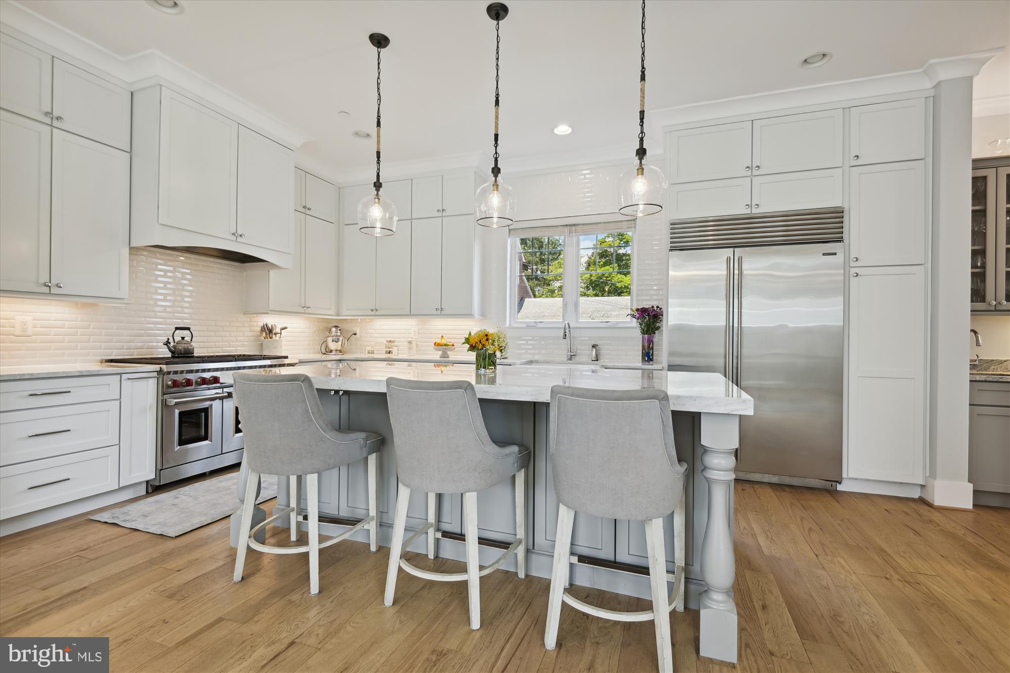 MURRAY HILL - Residential