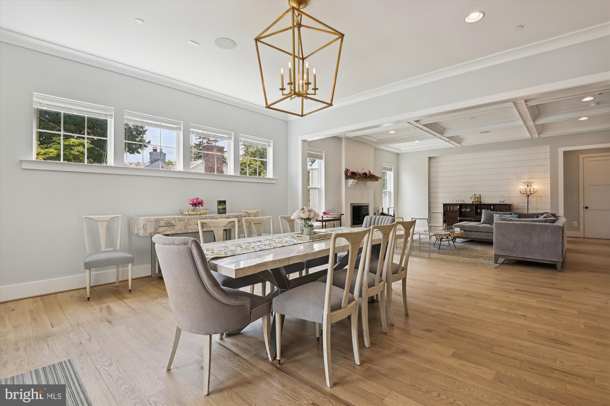 MURRAY HILL - Residential