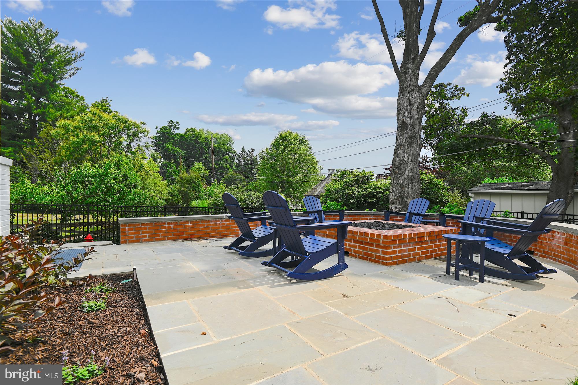 MURRAY HILL - Residential