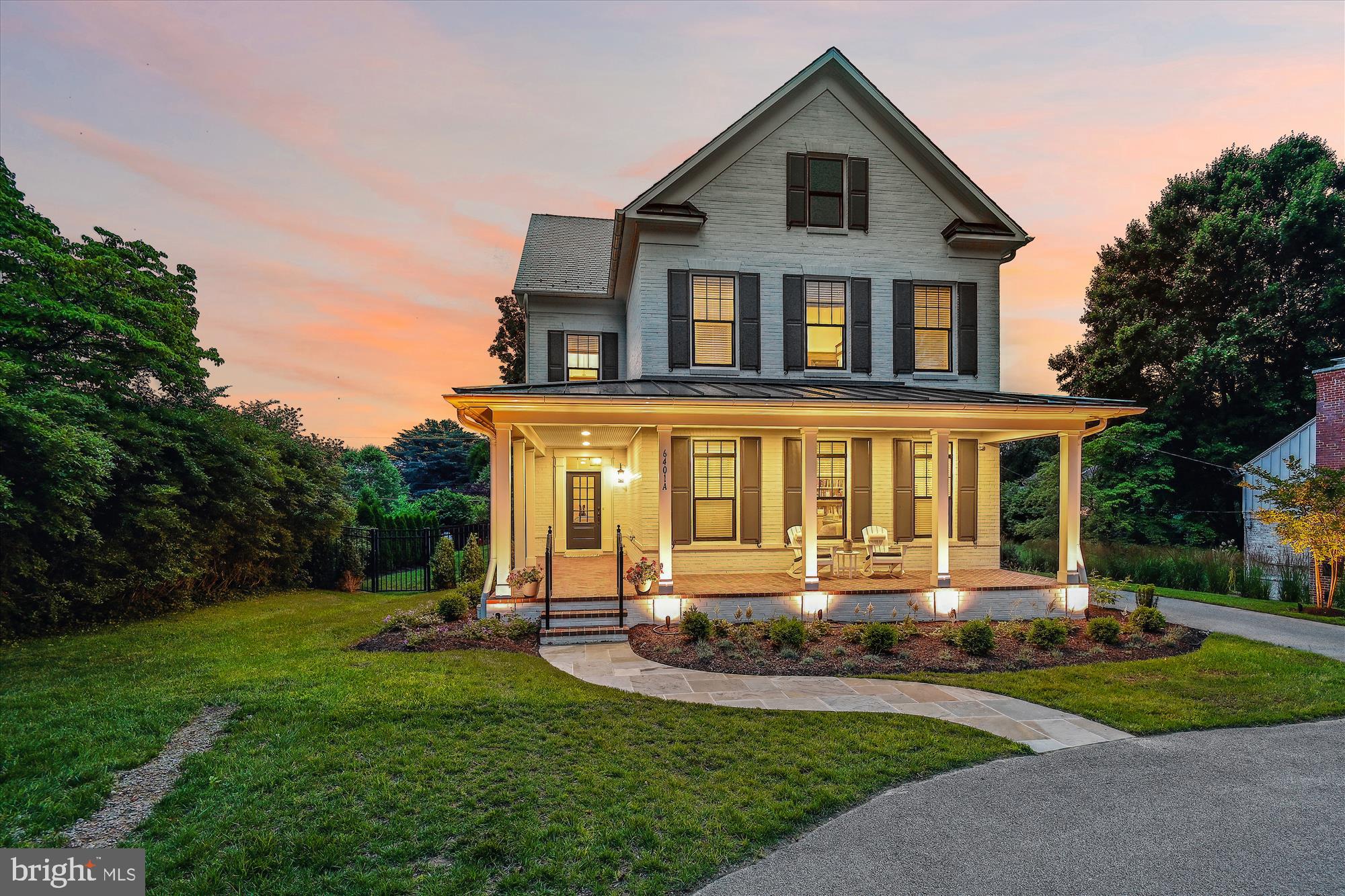 MURRAY HILL - Residential