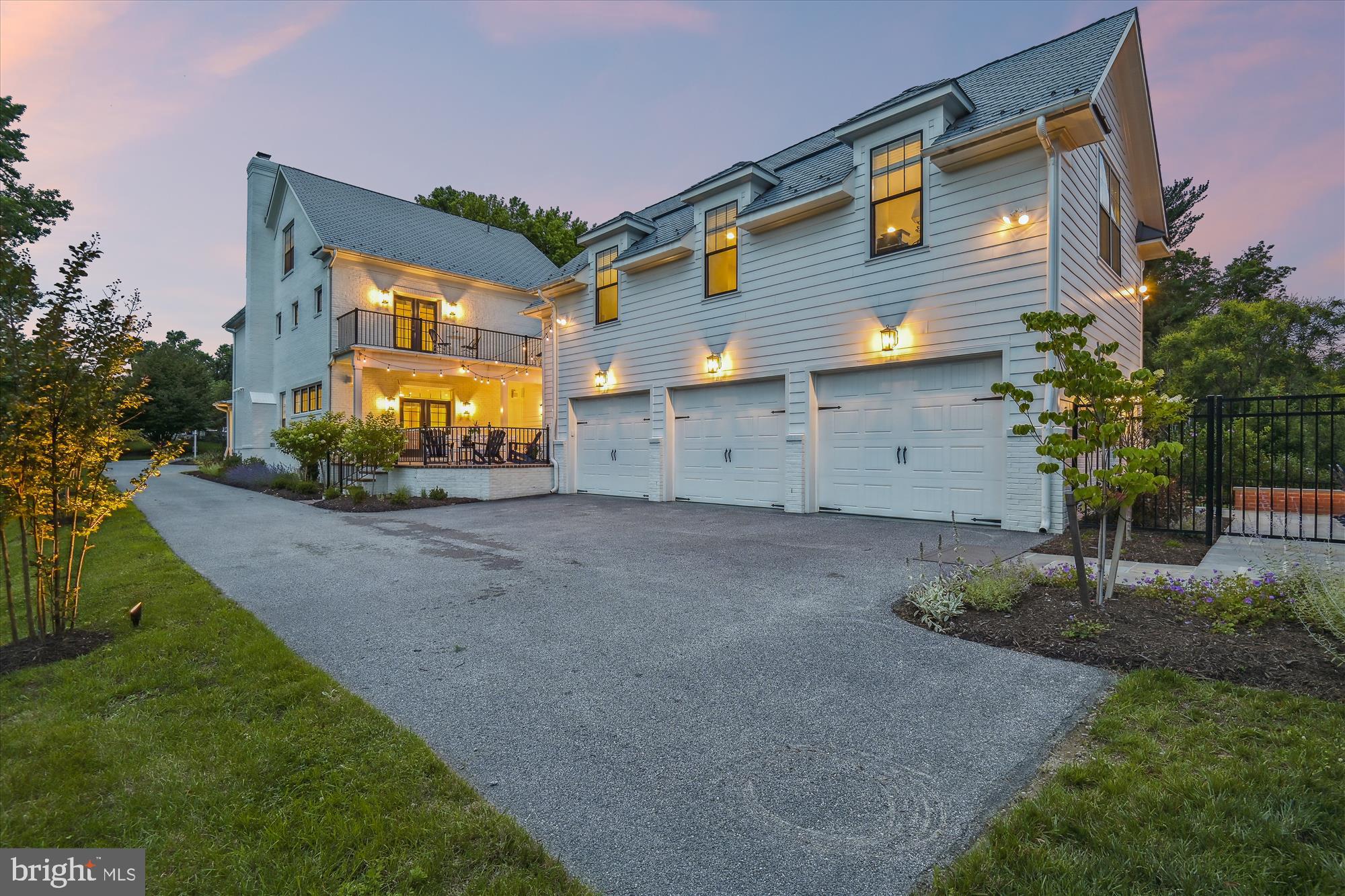 MURRAY HILL - Residential